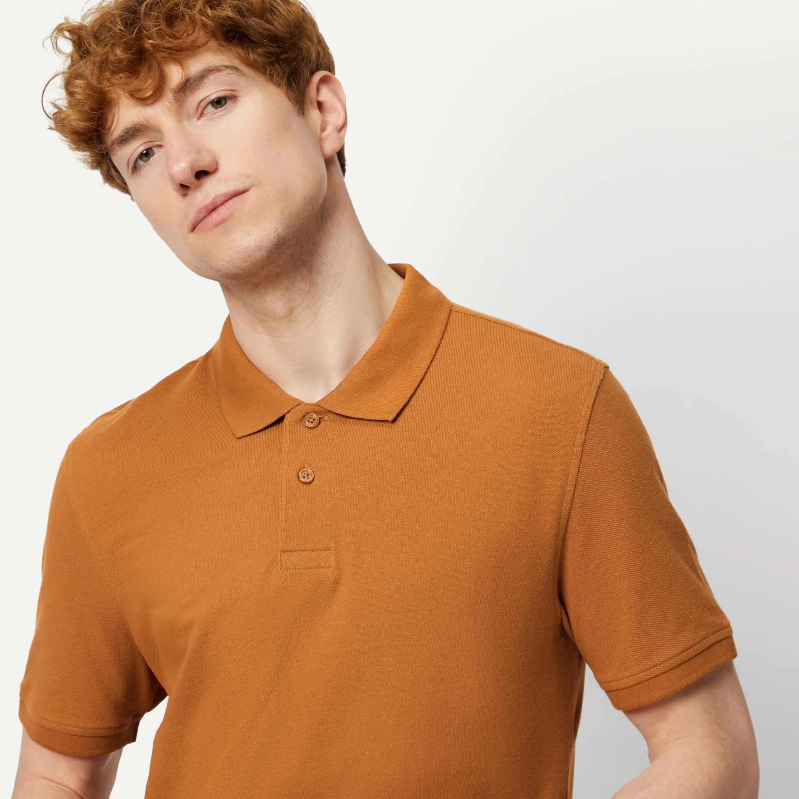 Amazon Essentials Polo in Piqué di Cotone Slim Uomo, Caramello, S - immagine 3