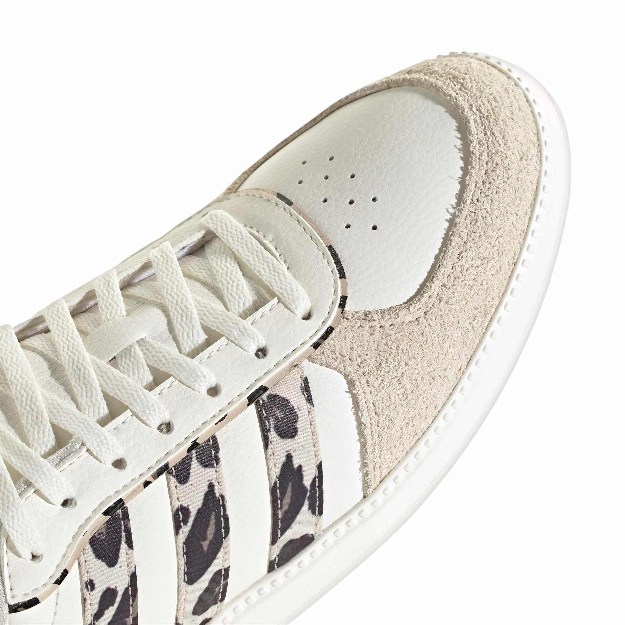 adidas Breaknet Sleek Shoes, Core White/Crystal Linen/Khaki Six, 38 2/3 EU - immagine 5