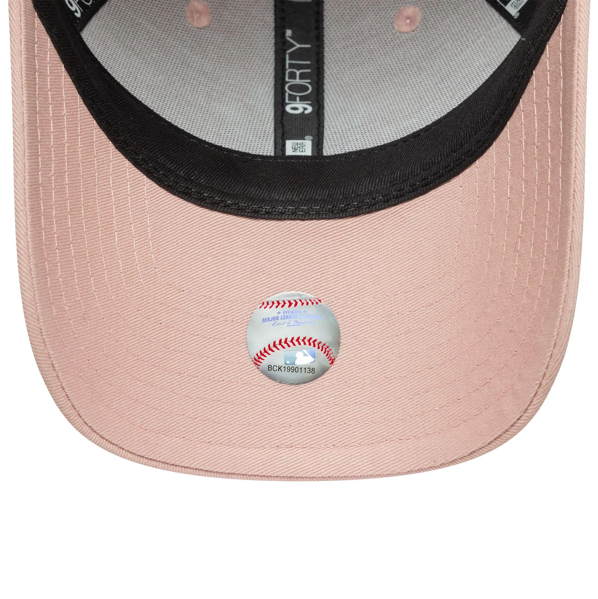 New Era New York Yankees Logo Metallico 9Forty Cappello Donna Rosa - immagine 5