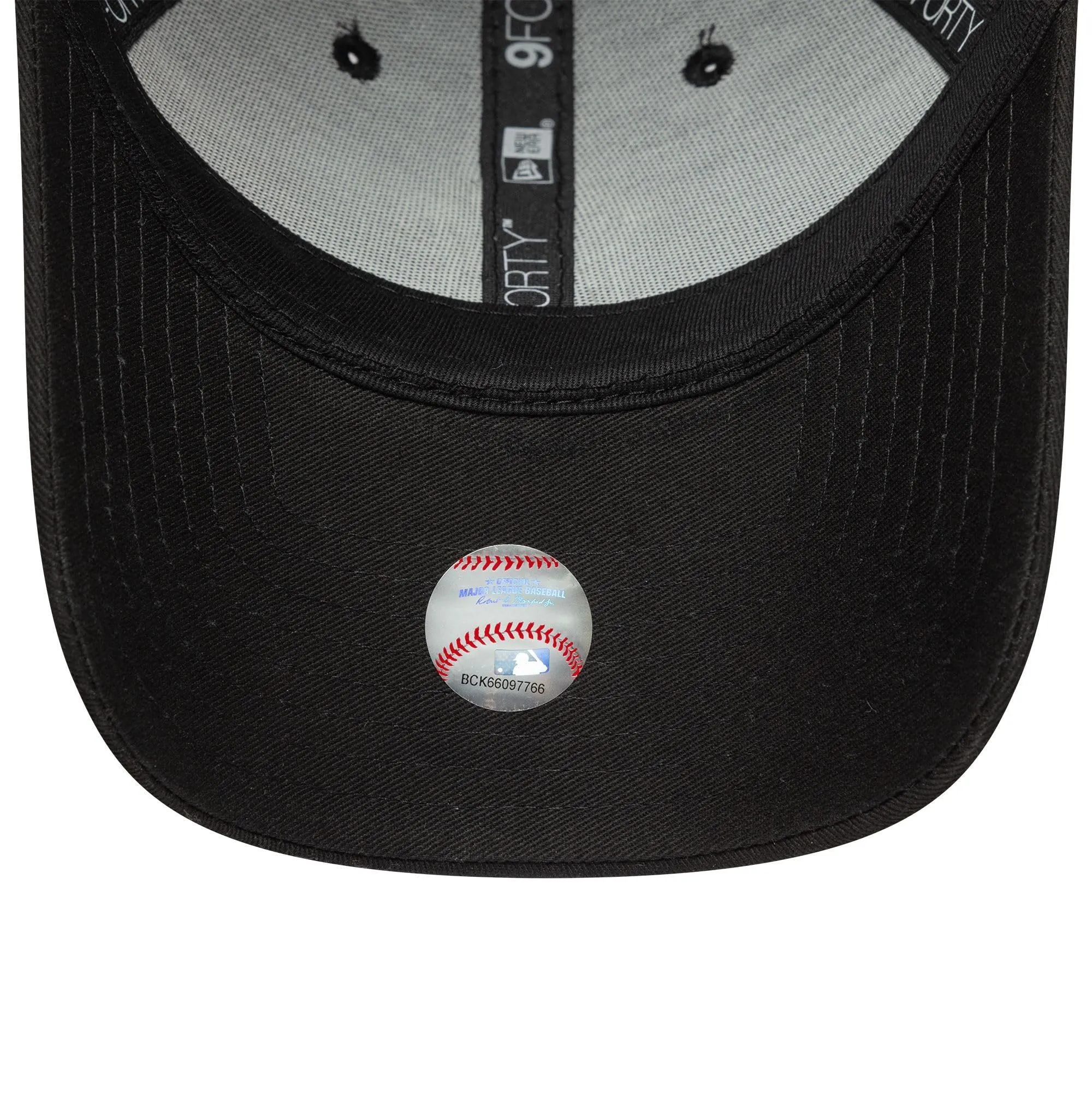 New Era New York Yankees MLB Squadra Outline 9Forty Cap - Nero Oliva - immagine 5