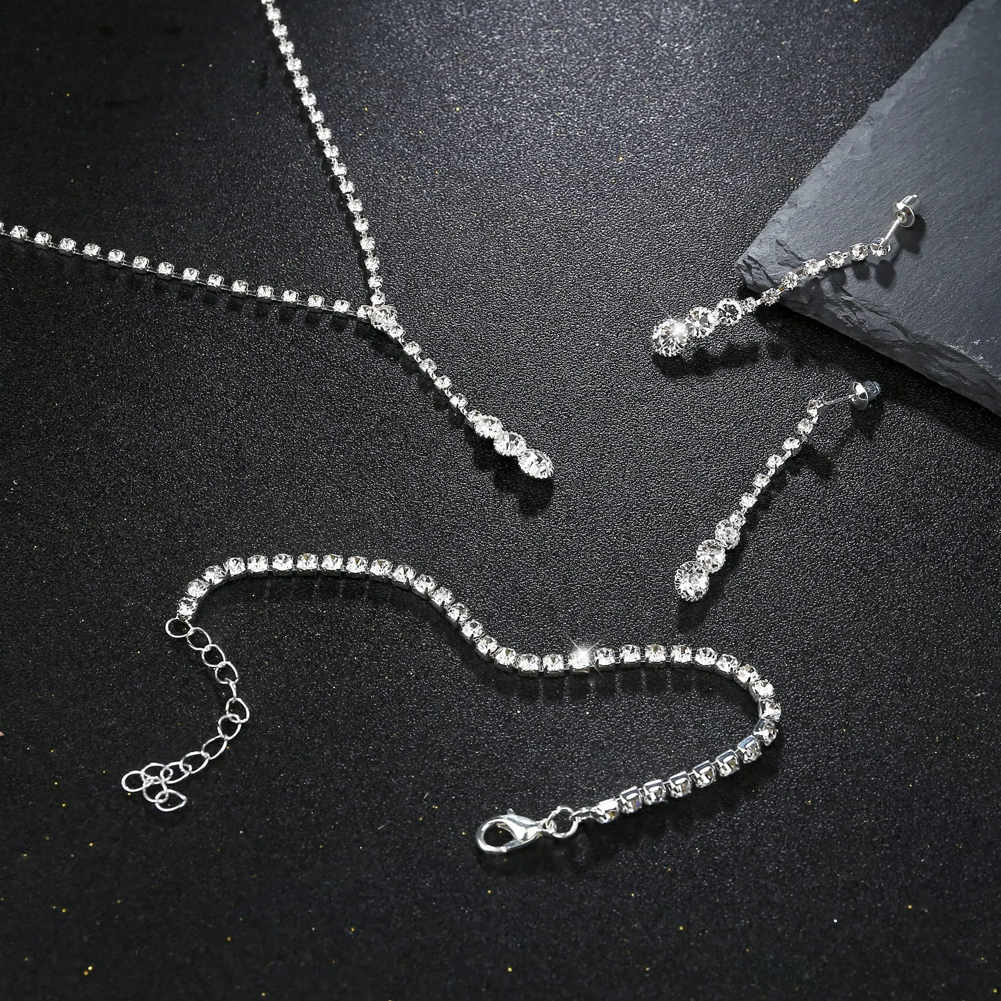 Diamday Set di gioielli da sposa in argento con collana, bracciale e orecchini pendenti in cristallo Cubic Zirconia - immagine 7