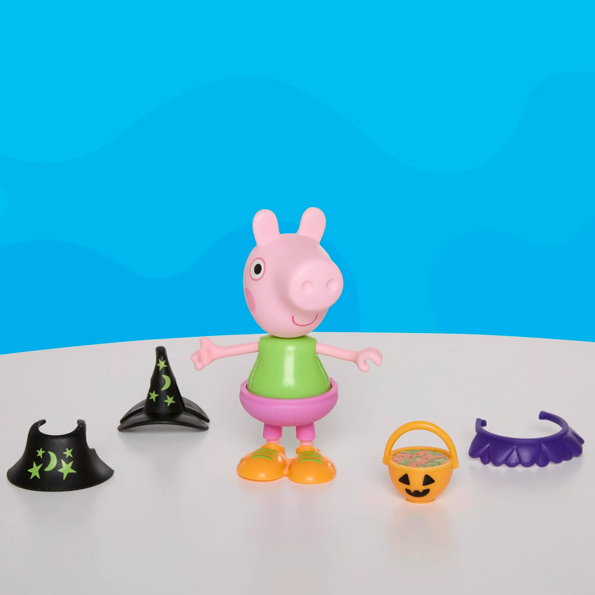 Peppa Pig prête pour Halloween, Figurine de 15 cm avec 6 Accessoires - immagine 5