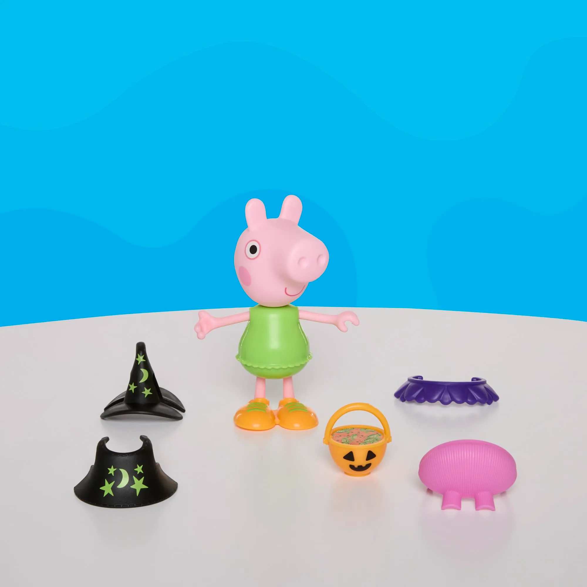 Peppa Pig prête pour Halloween, Figurine de 15 cm avec 6 Accessoires - immagine 7