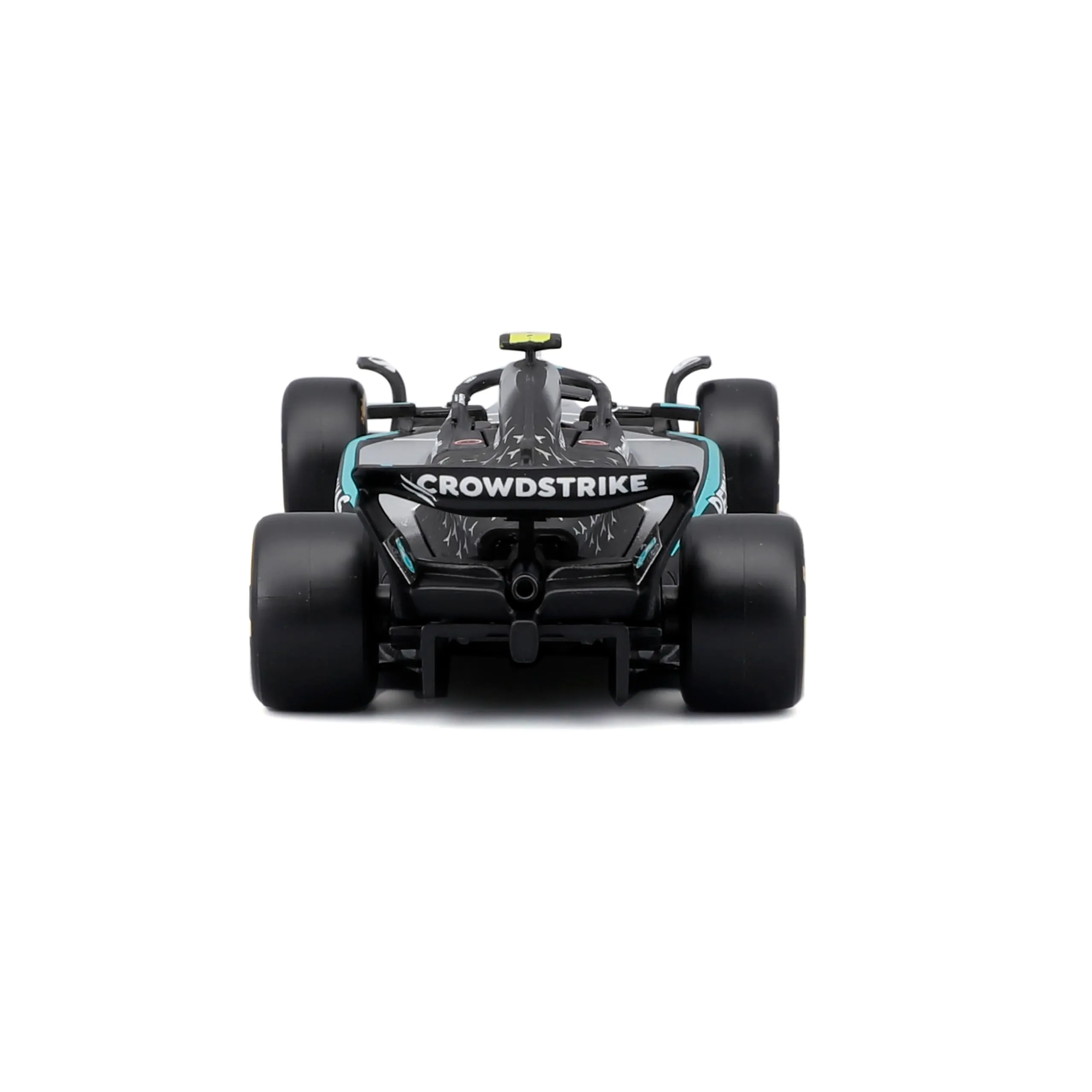 Bburago Mercedes-AMG W16 2025 #12 Antonelli 1:43 Diecast Model with Display Case - immagine 5