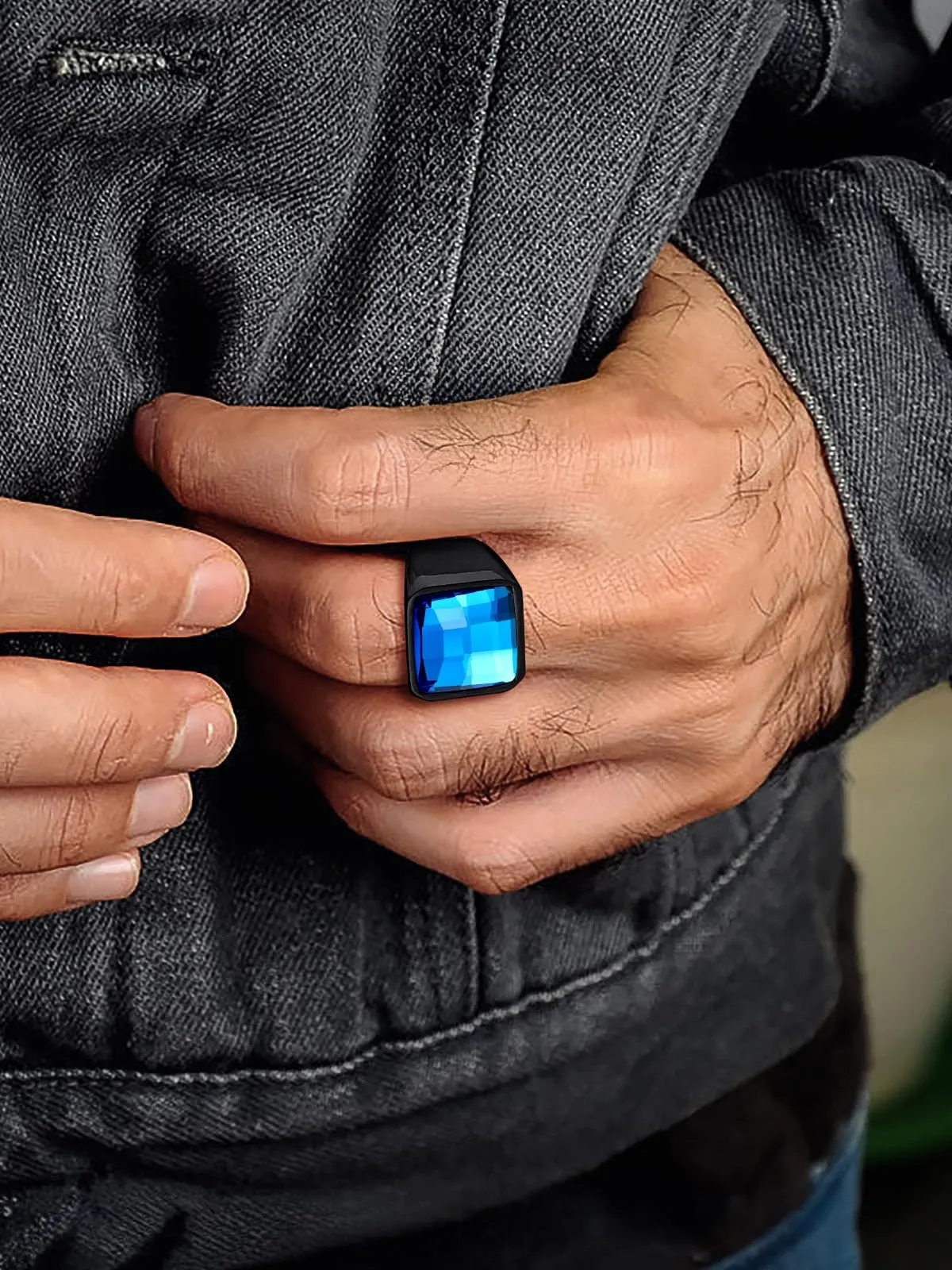 U7 Anello Uomo Nero con Pietra Blu in Acciaio Inossidabile, Taglia 32,5 - immagine 2