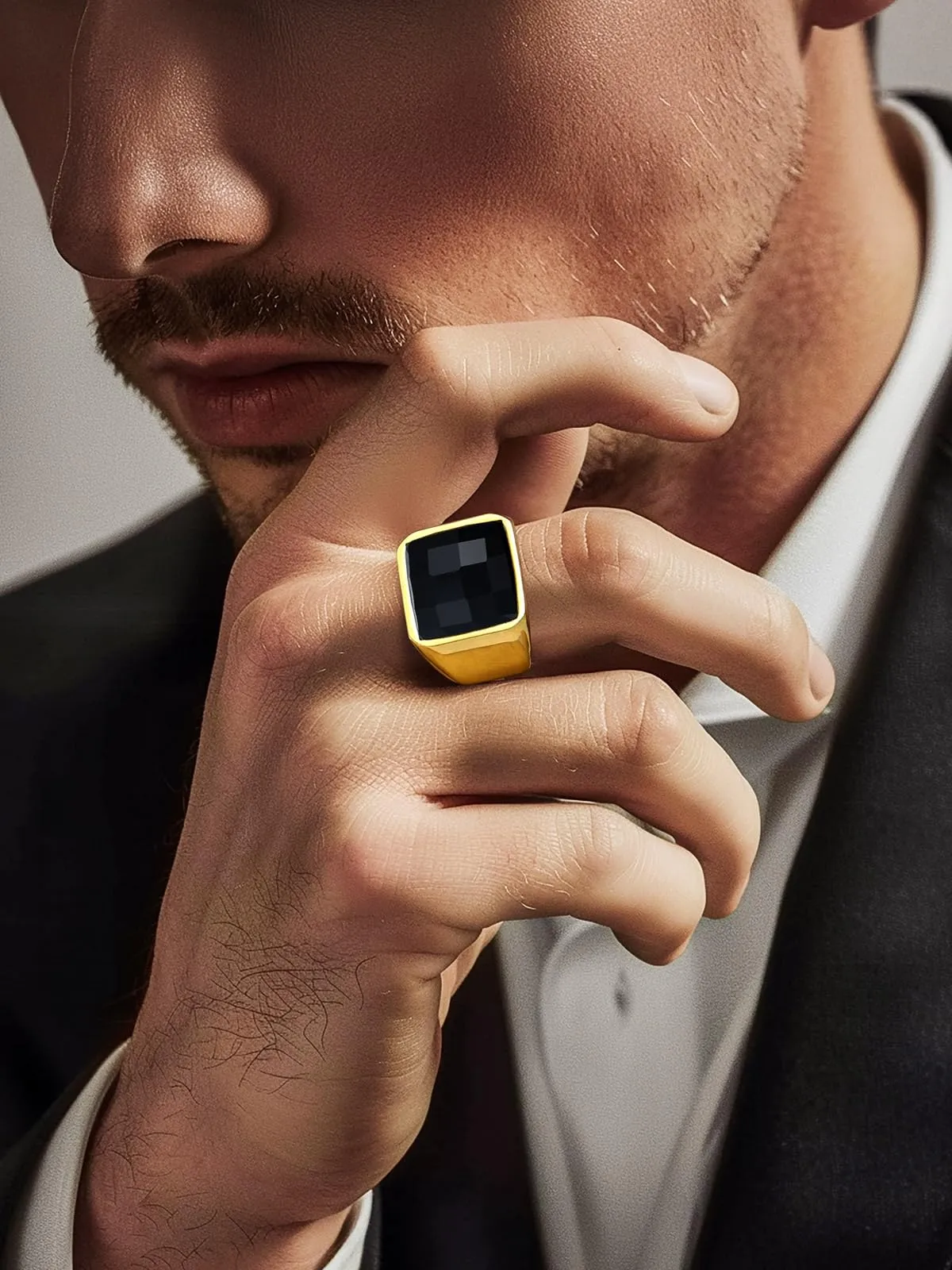 U7 Anello Uomo in Acciaio Inossidabile Oro con Pietra Nera, 15mm, Taglia 14,5 - immagine 6