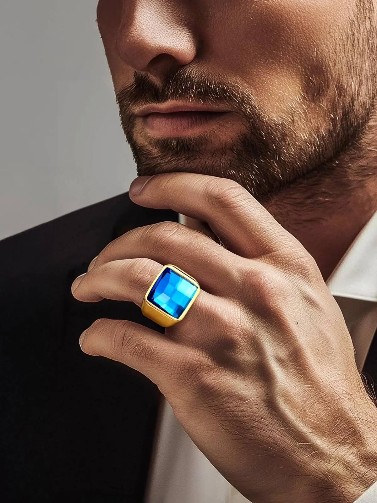 U7 Anello Uomo in Acciaio Inossidabile Oro con Pietra Blu 15mm Taglia 27,5 - immagine 3