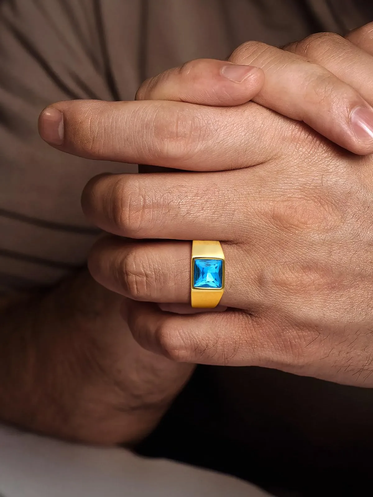 U7 Anello Uomo in Acciaio Inossidabile Oro con Pietra Blu 8mm Taglia 27,5 - immagine 4