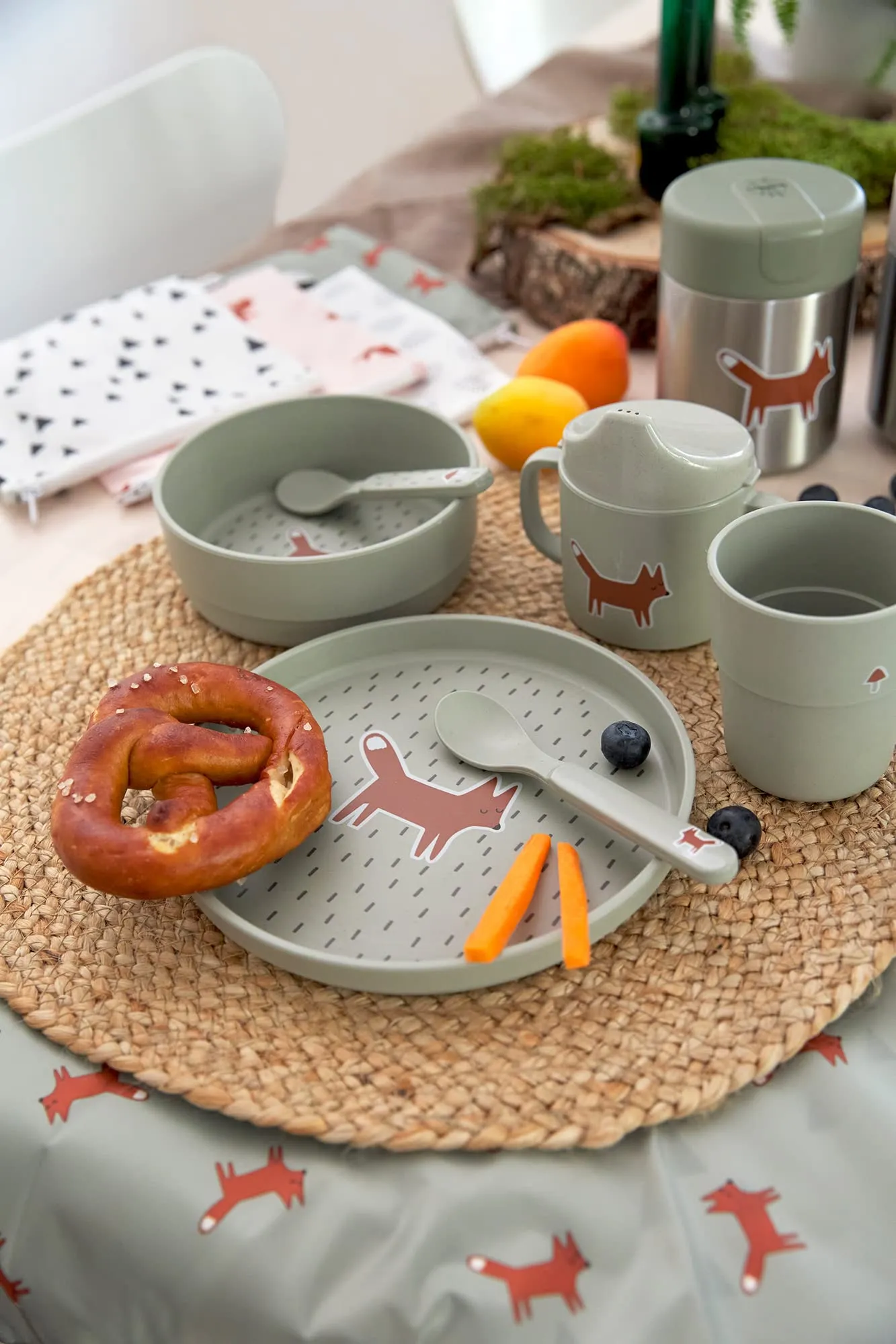 Lässig Tazza per bambini con manico e coperchio rimovibile 150 ml - Little Forest Rabbit - immagine 6