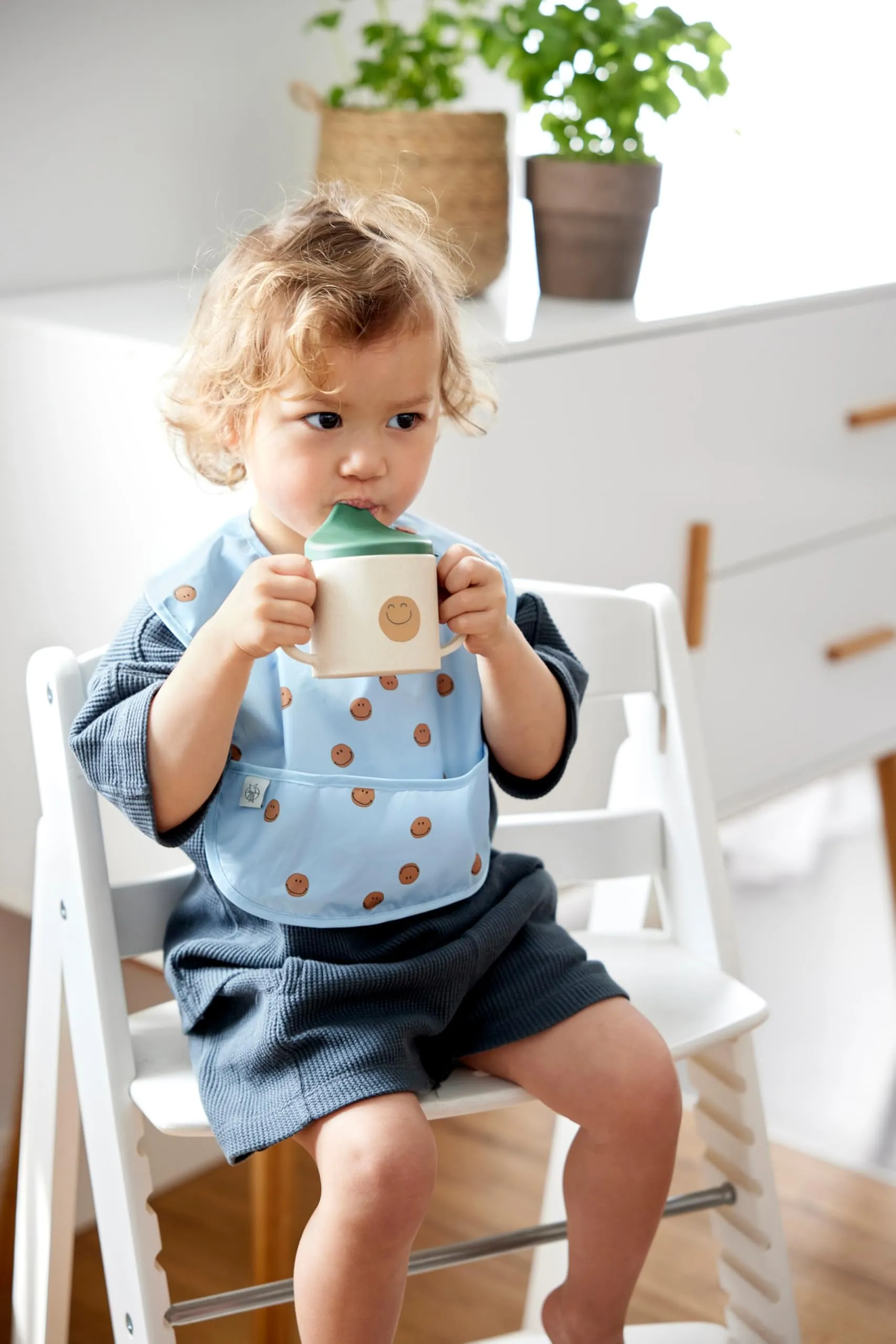 Lässig Tazza per bambini con manico e coperchio rimovibile 150 ml, Little Mateys spicy orange - immagine 5