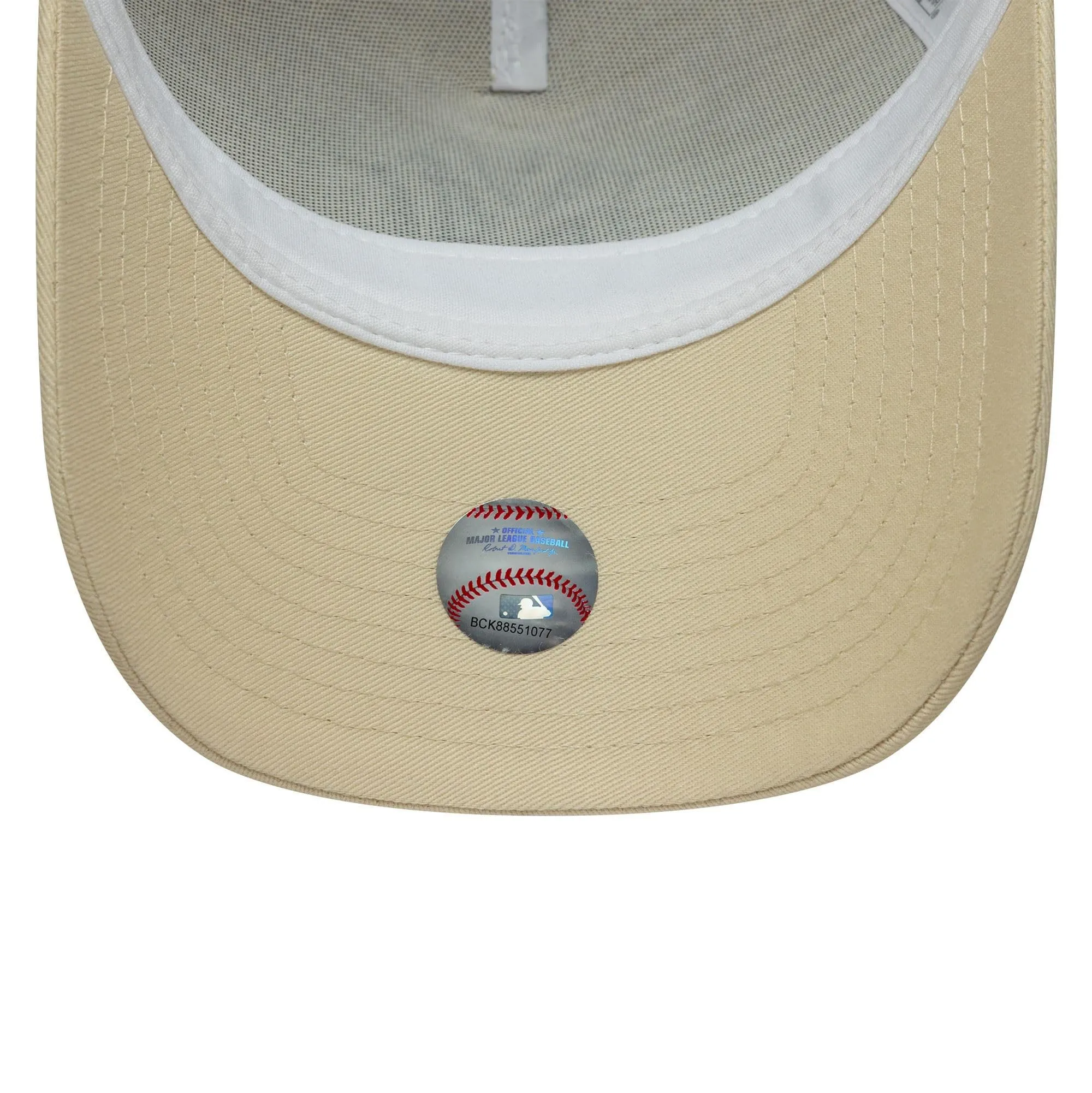 New Era New York Yankees MLB Outline E-Frame Trucker Hat - Beige - immagine 5