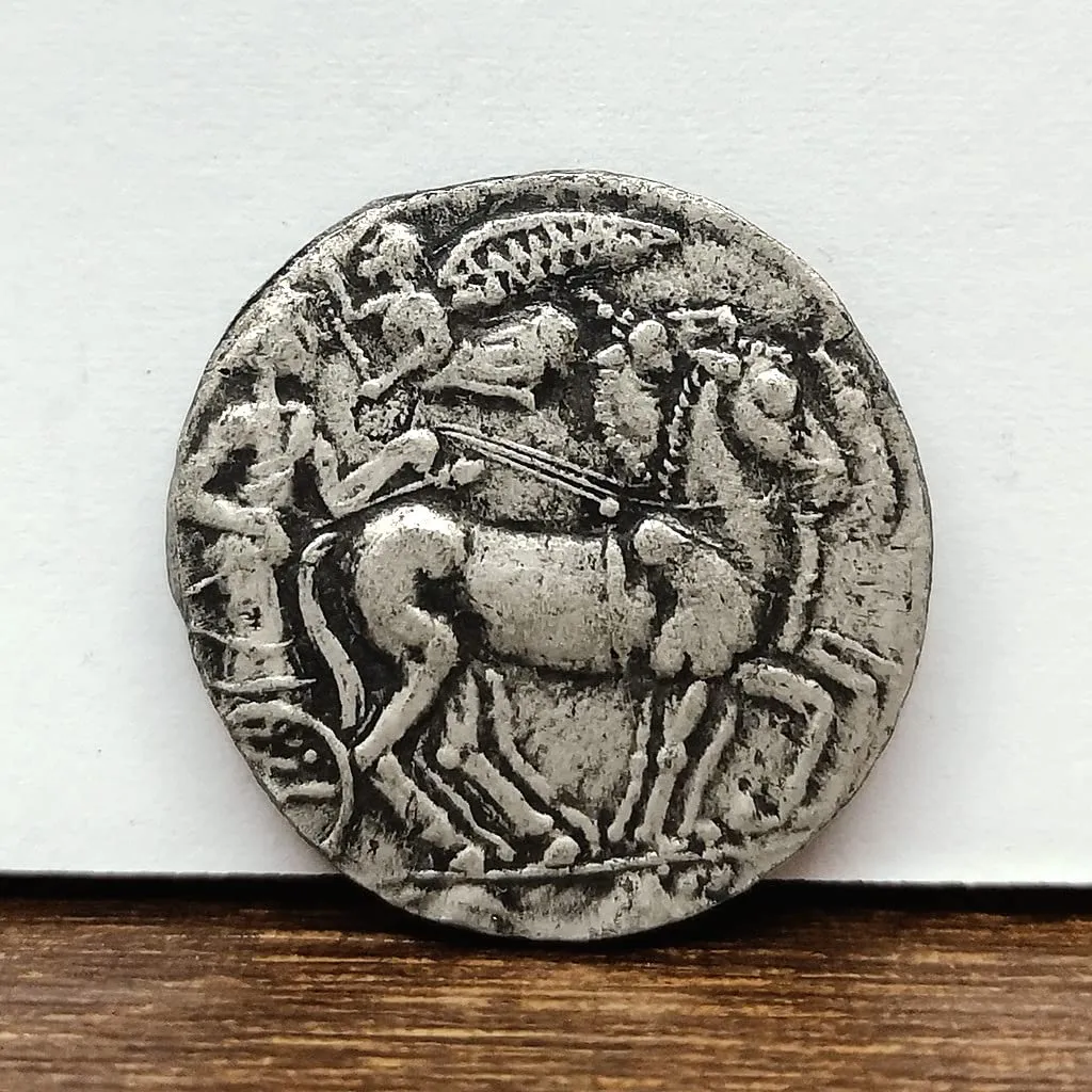 Riproduzione Monete Greche Antiche in Argento (Ancient Greek-Chariot) - immagine 3