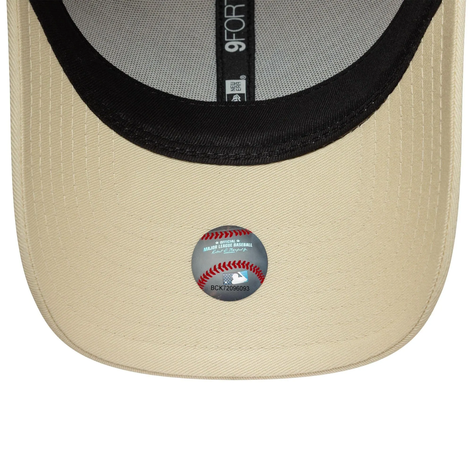 New Era New York Yankees MLB Sequin Wordmark 9Forty Women's Cap - Beige - immagine 5