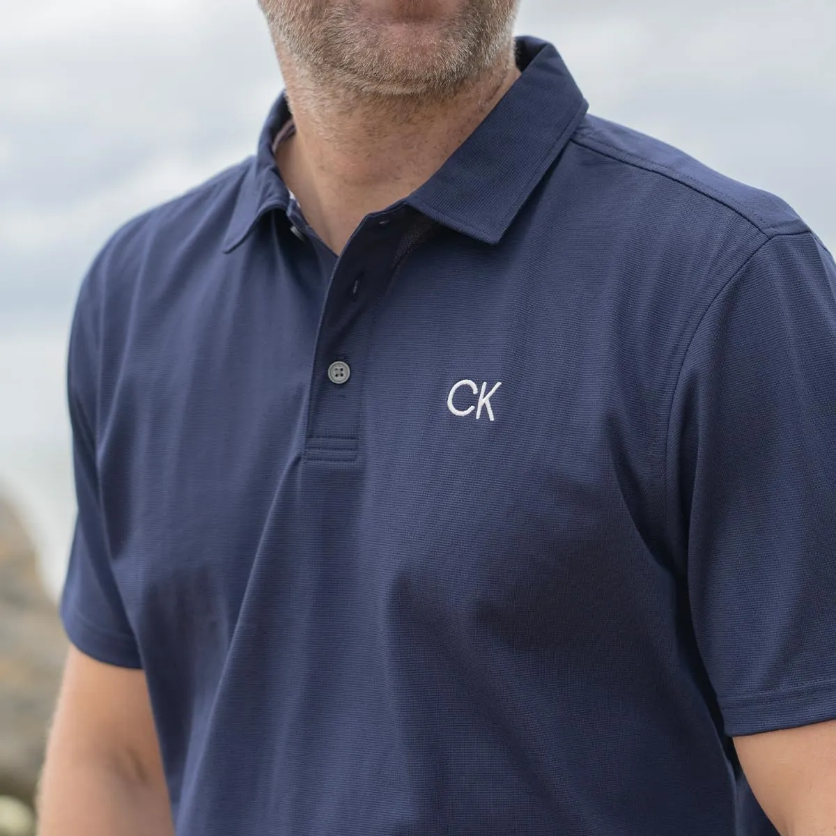 Calvin Klein Central Eco Light Wicking Men's Golf Polo - Navy - M - immagine 2