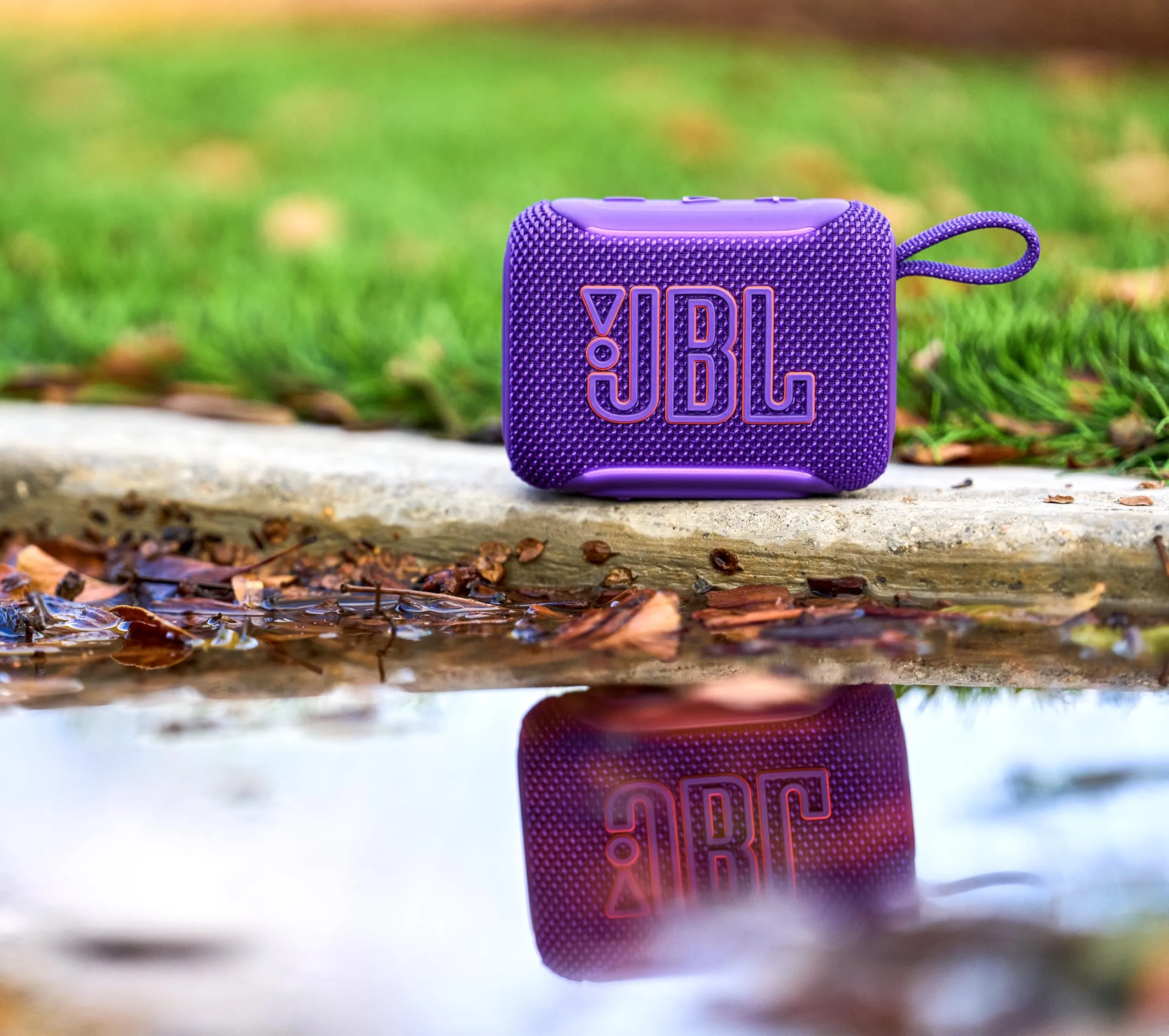 JBL Go 5 Altoparlante Bluetooth Ultraportatile Impermeabile, Rosa - immagine 4