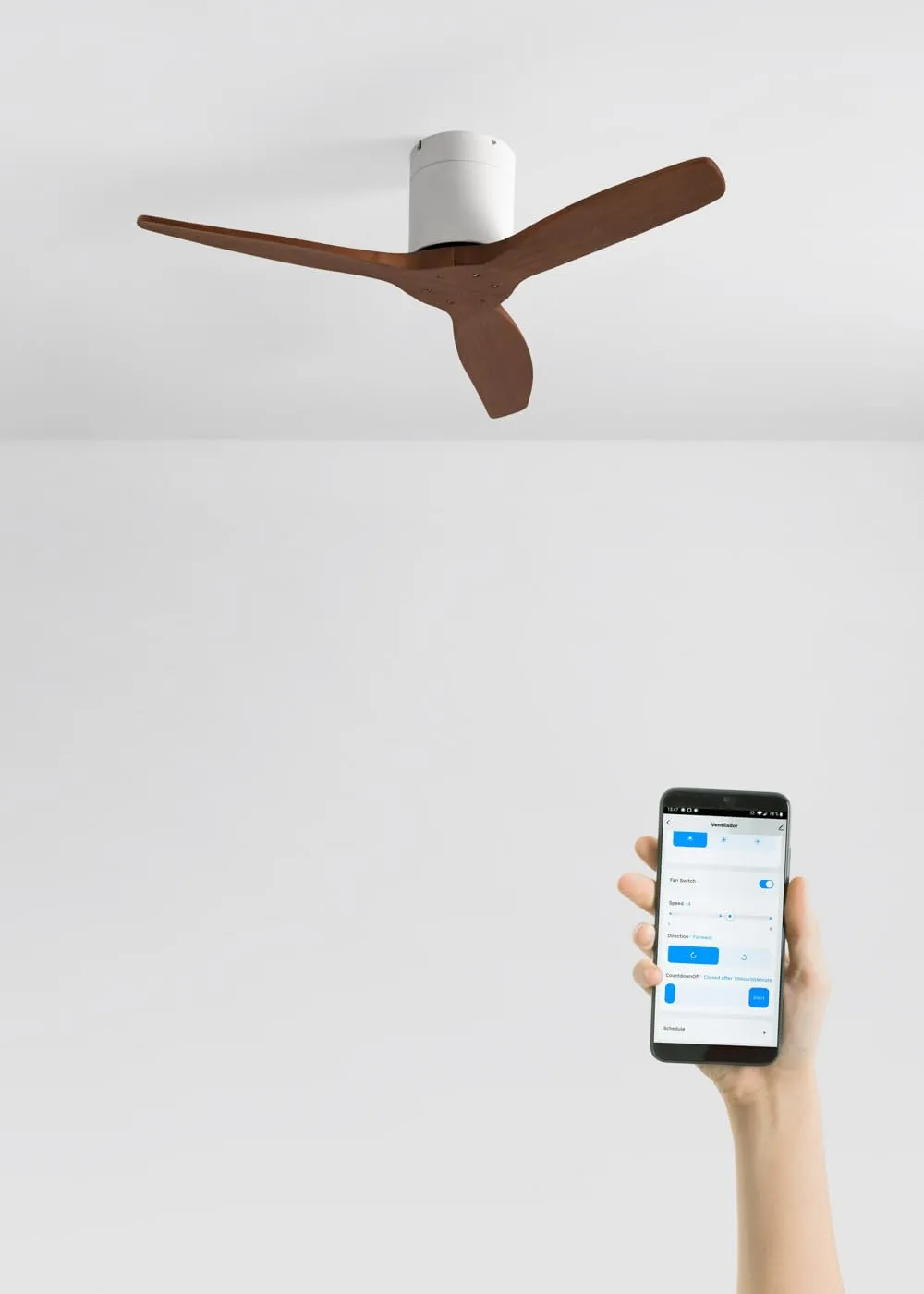 CREATE Windcalm Ventilatore da soffitto ABS Bianco Pale Effetto Legno Scuro con Wifi e Telecomando, 40W, Ø112 cm, 6 velocità, funzione estate-inverno - immagine 3