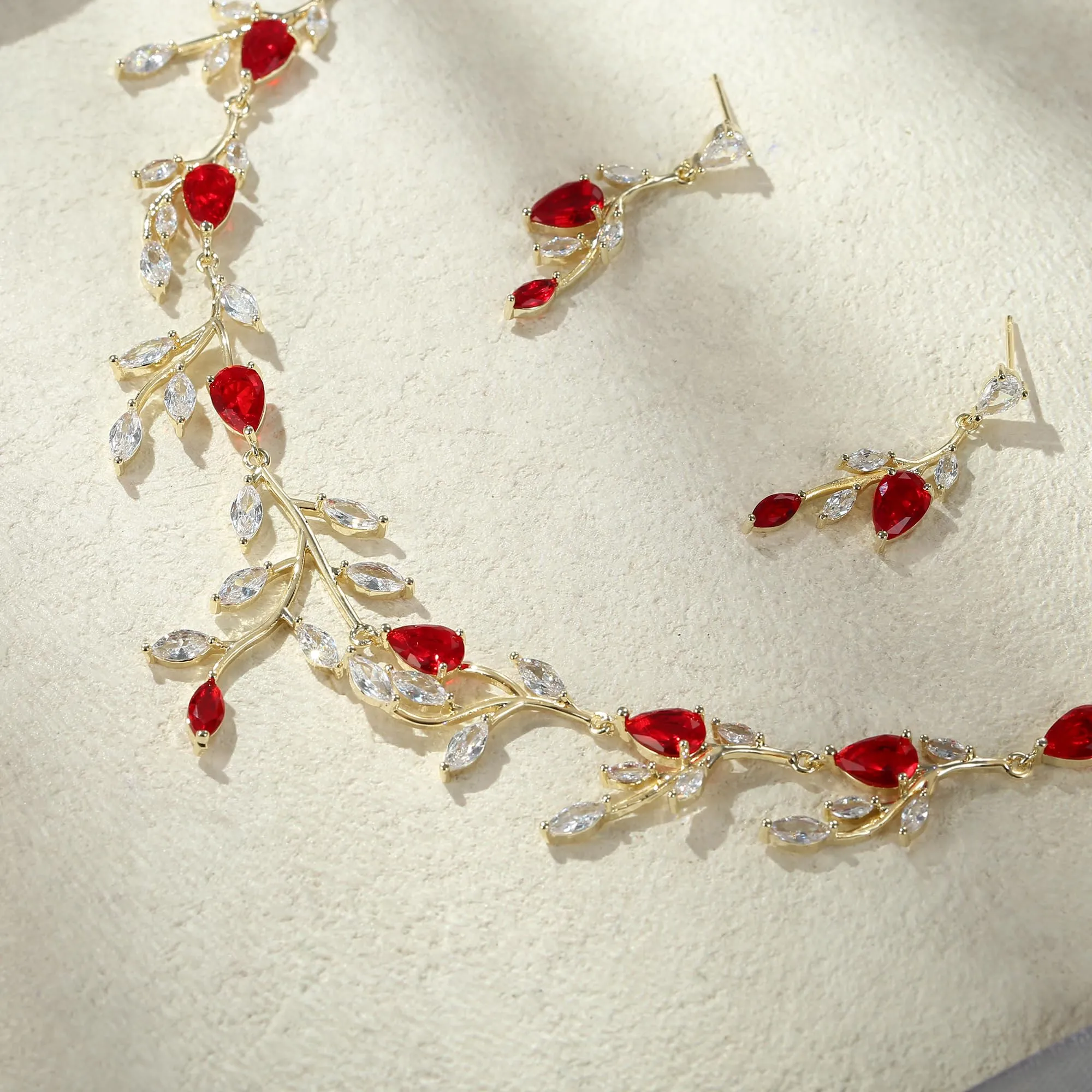 Ever Faith Set di gioielli a goccia con zirconi cubici blu, collana e orecchini a pera, Medio - immagine 5