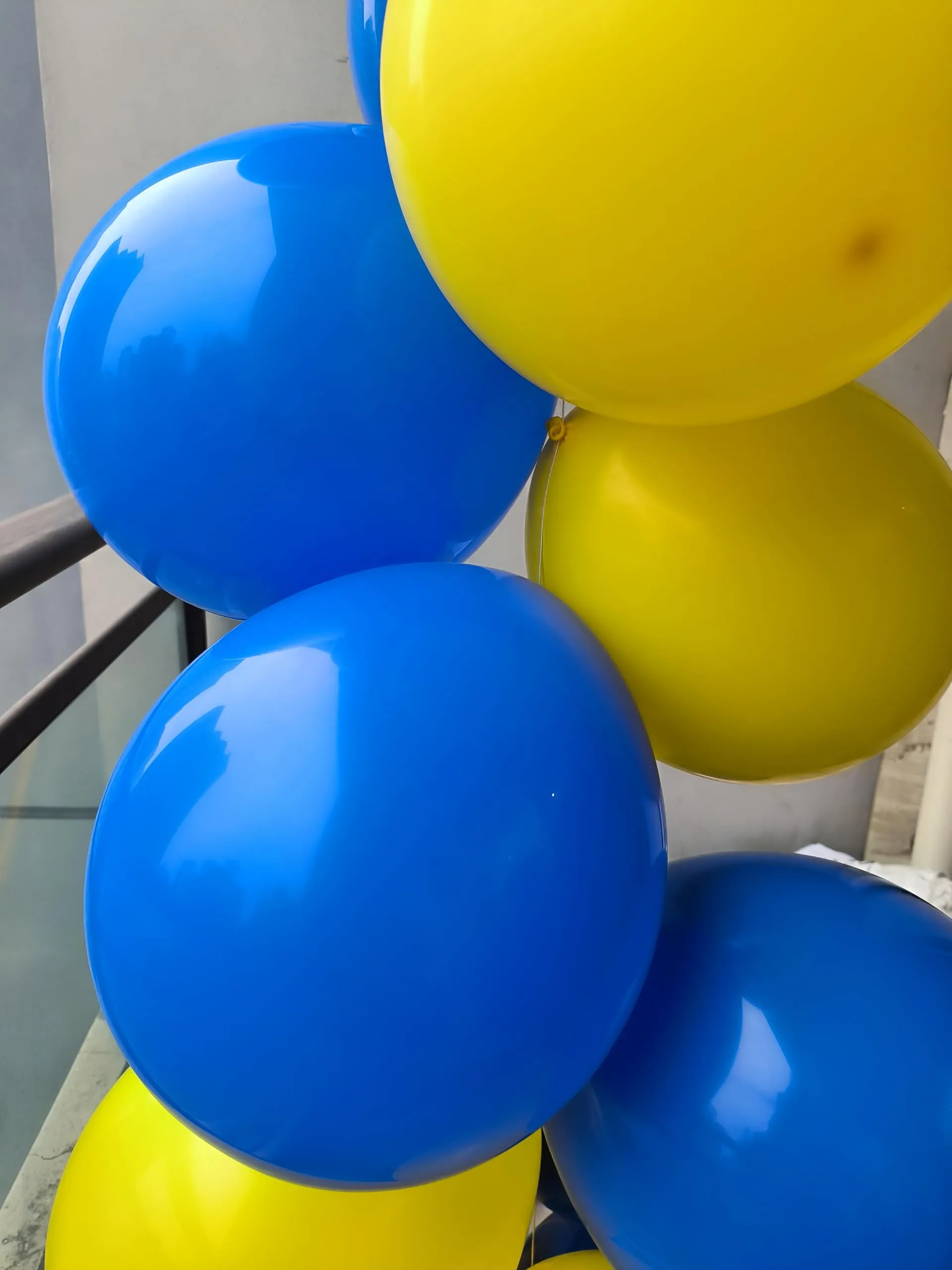Yehnda Palloncini Compleanno Gialli, 100 pezzi, 13 cm - immagine 6