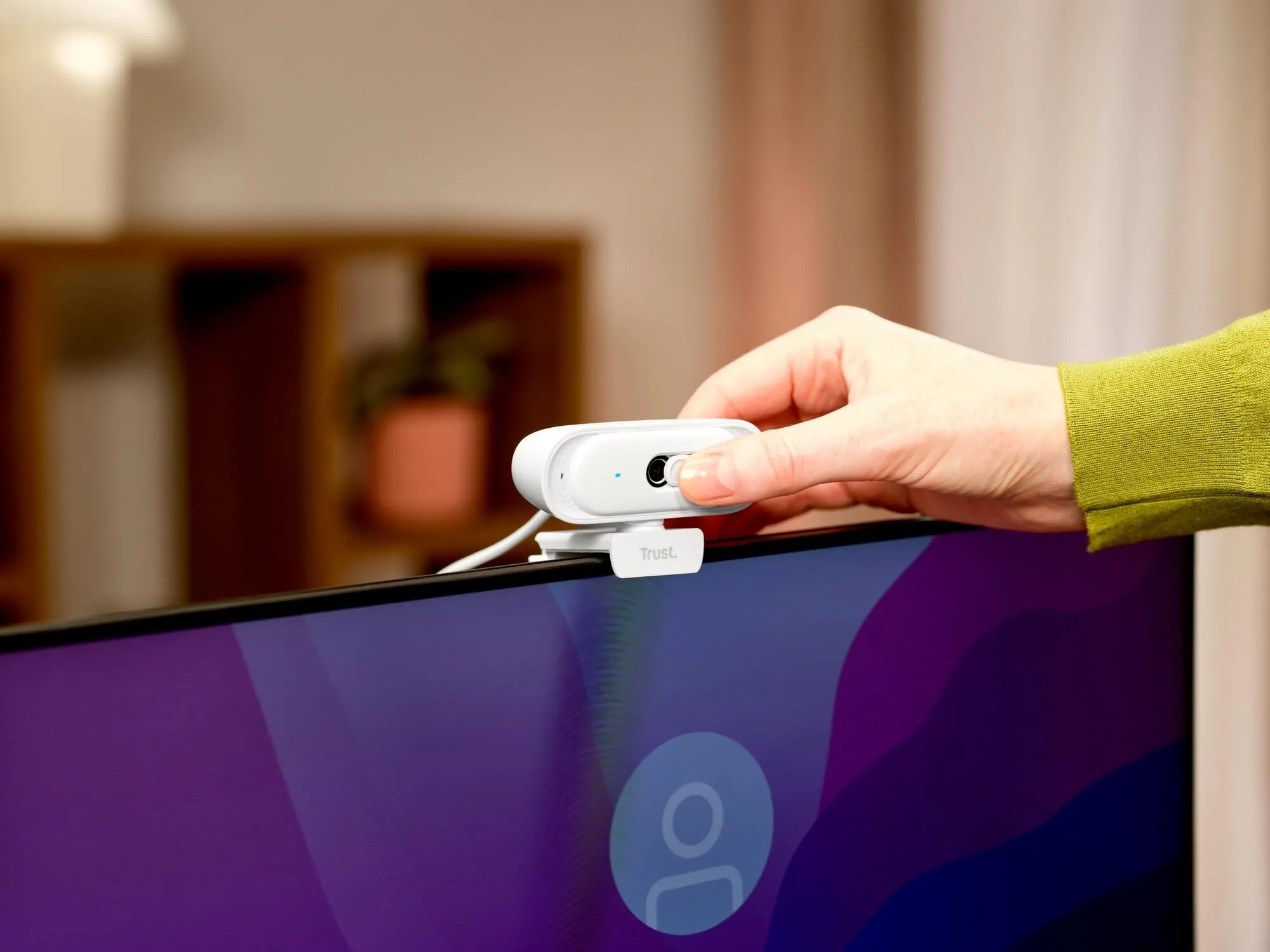 Trust Ovala 2K QHD Webcam con Microfono e Filtro Privacy, Bianco - immagine 7