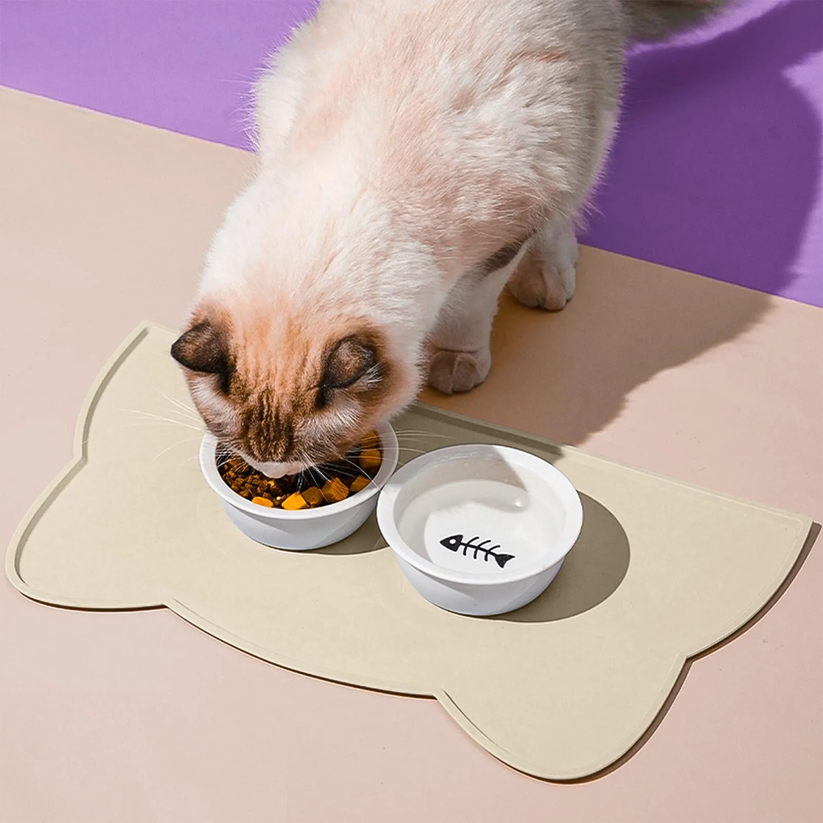 Septillar Tappetino Sottociotola in Silicone per Cani e Gatti, Antiscivolo e Impermeabile, Beige, 44x25 cm - immagine 2