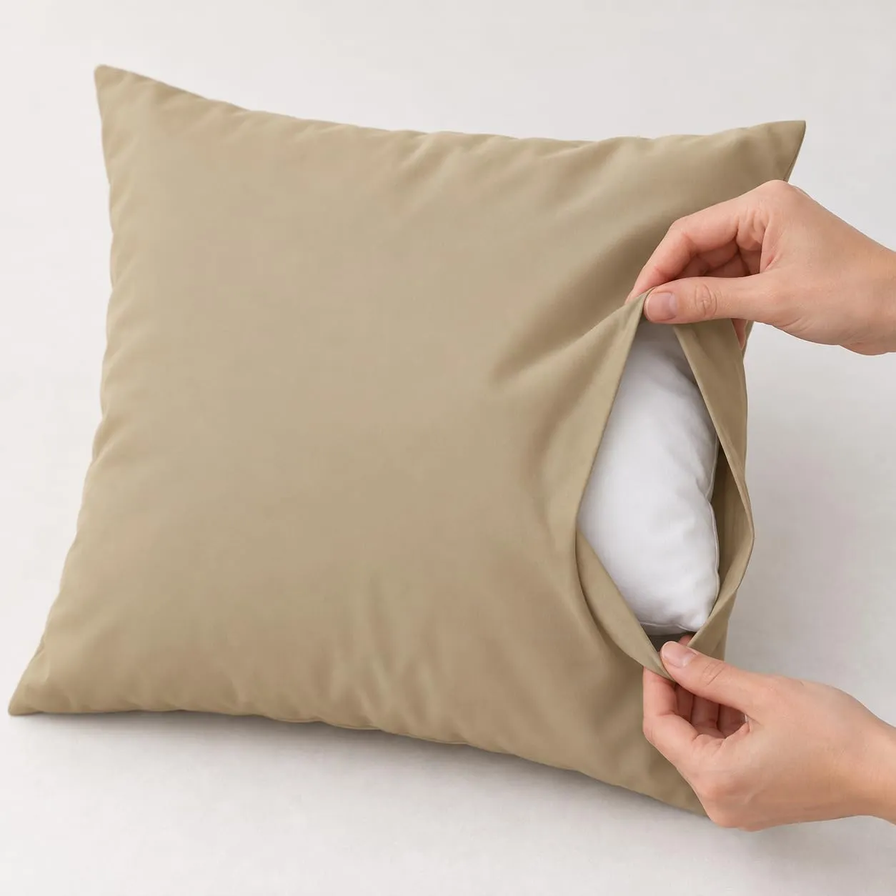 PETTI Artigiani Italiani Coppia di Federe Cuscino 60x60 cm in Microfibra Double Face Tortora Bianco, Set 2 - immagine 6