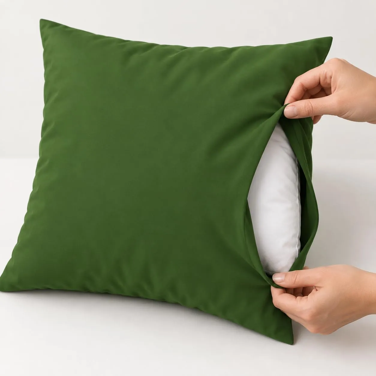 PETTI Artigiani Italiani Federe Cuscino 50x50 cm in Microfibra Double Face, Set 2, Verde Oliva Smeraldo - immagine 6