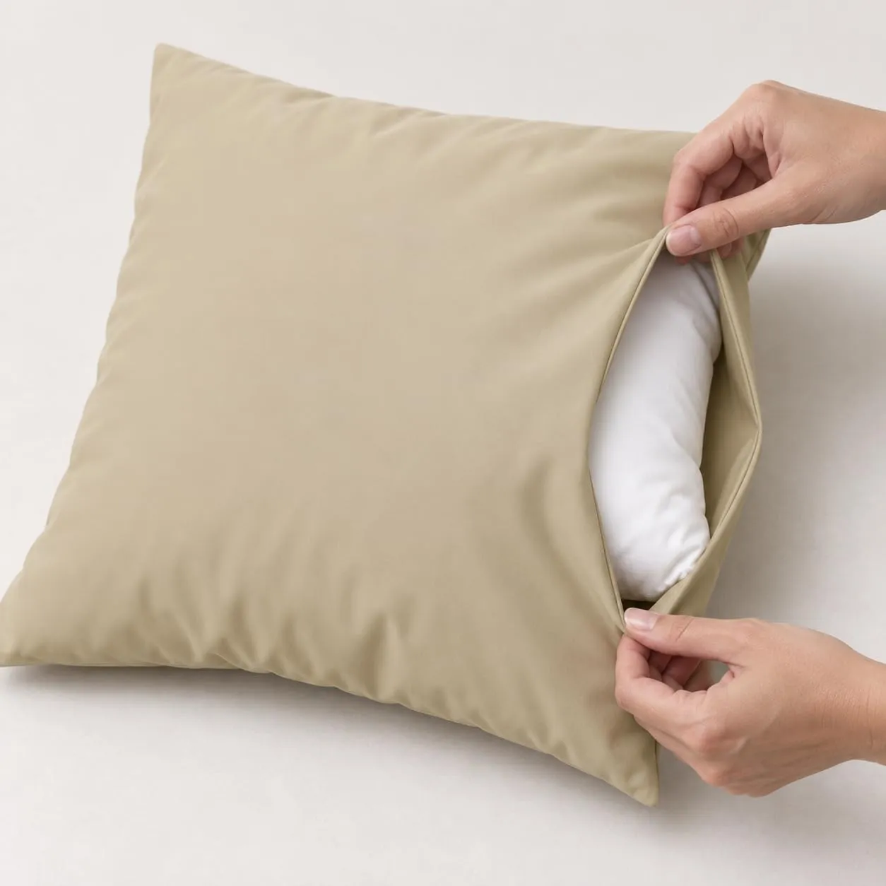 PETTI Artigiani Italiani Coppia di Federe Cuscino 35x35 cm in Microfibra Double Face, Panna Tortora, Set di 2 - immagine 6
