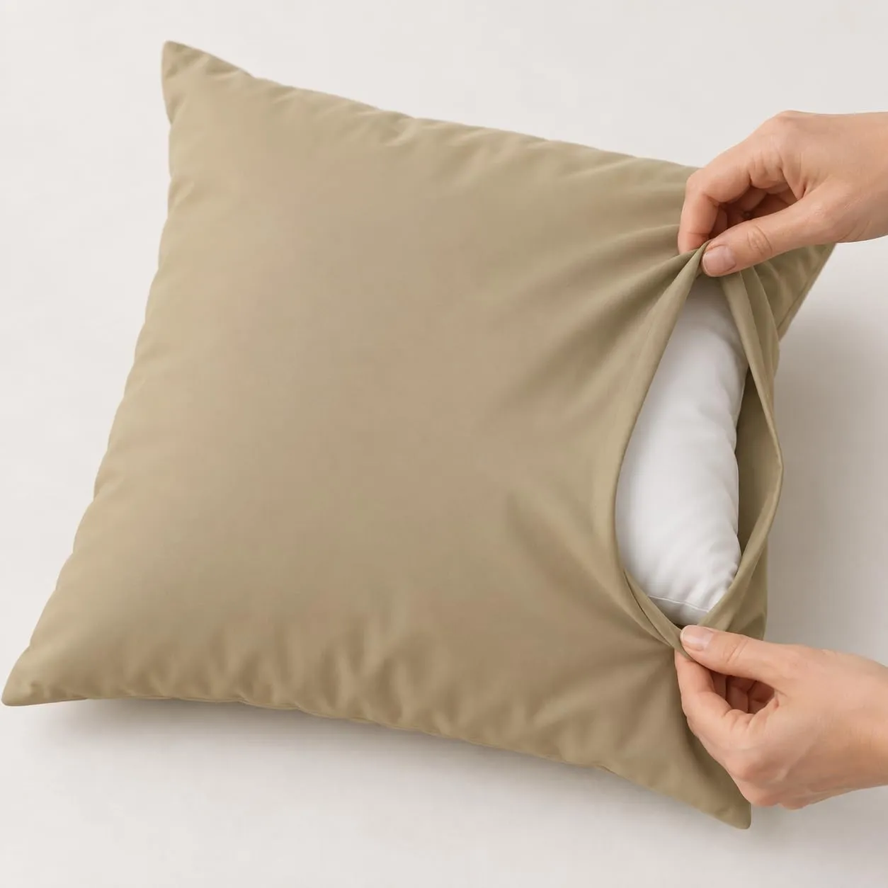 PETTI Artigiani Italiani Coppia di Federe Cuscino 50x50 cm in Microfibra Double Face Tortora Fango, Set di 2 - immagine 6