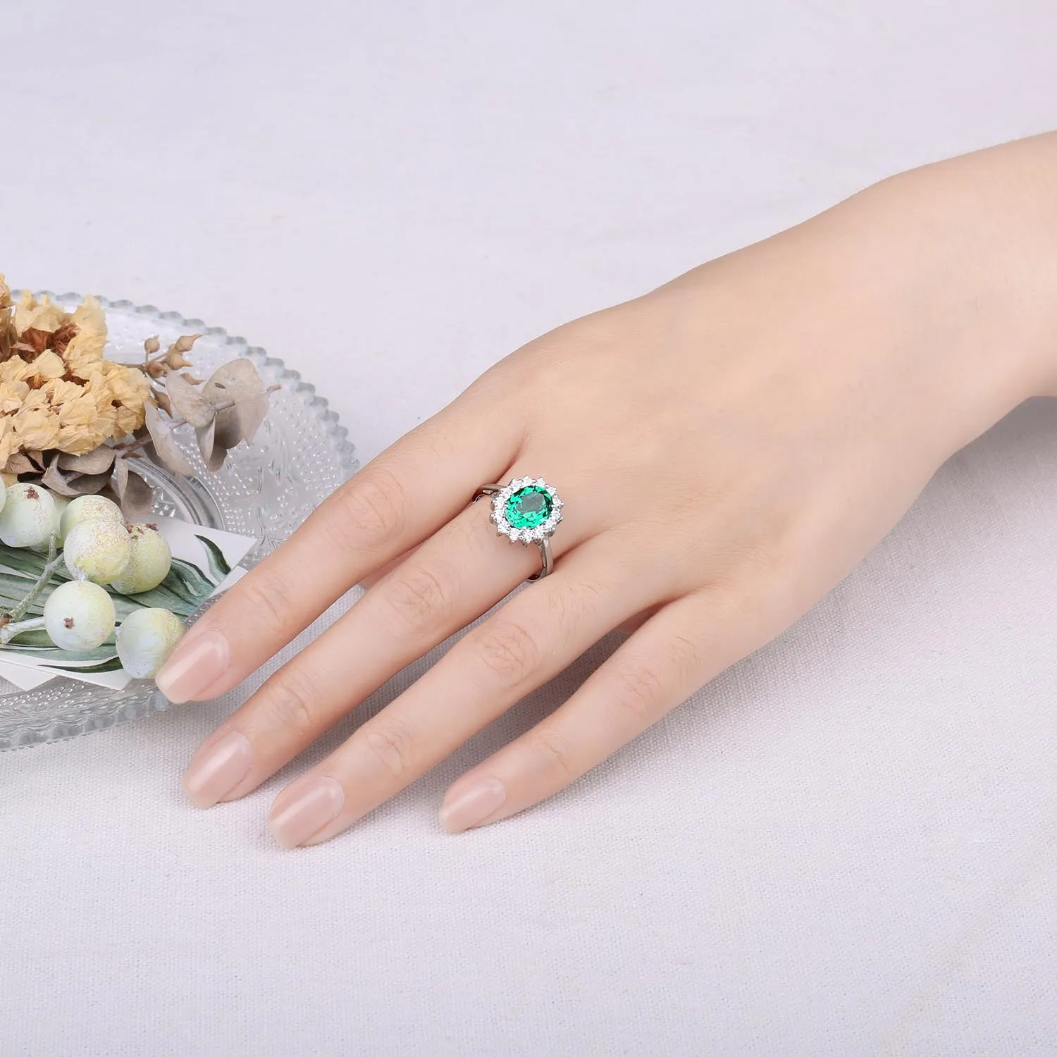 JewelryPalace Anello Halo Donna Placcato Oro Bianco 14K con Smeraldo Simulato Verde e Zirconi, Misura 7 - immagine 4