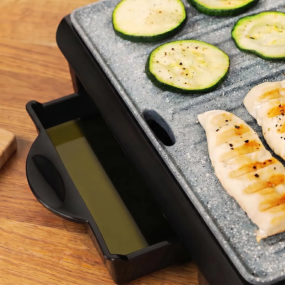 Cecotec Rock'Ngrill 1500 Rapid Sear Bistecchiera Elettrica, 1500W, Rivestimento RockStone, Piastra e Tostiera con Vaschetta Raccogligrasso - immagine 6