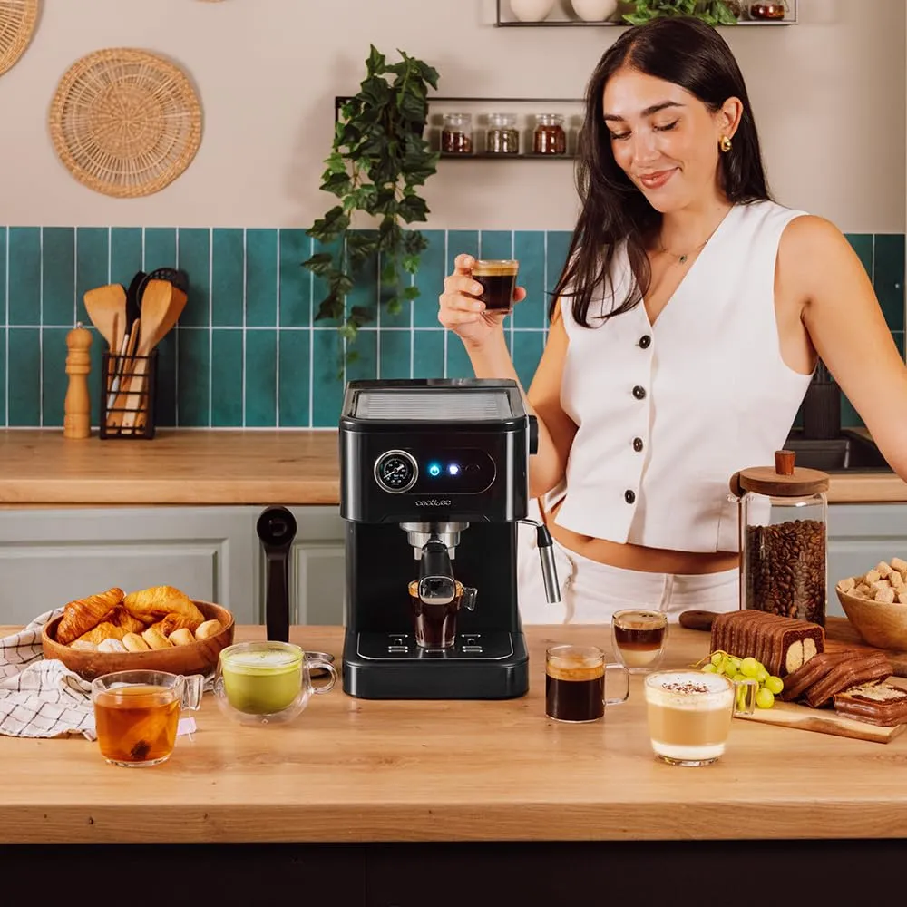 Cecotec Power Espresso 20 Pro Macchina da Caffè Espresso, 20 Bar, Beccuccio Vapore Orientabile, Serbatoio D'Acqua 1,5L - immagine 3