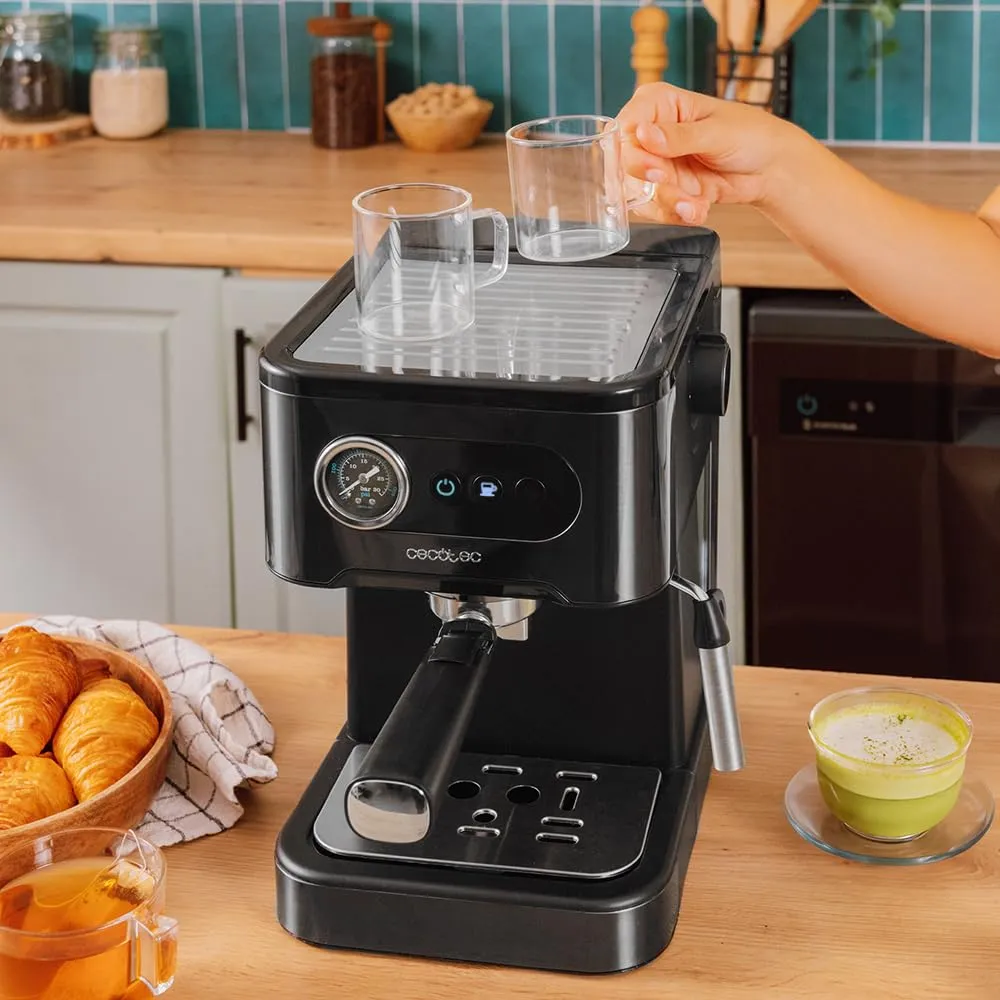 Cecotec Power Espresso 20 Pro Macchina da Caffè Espresso, 20 Bar, Beccuccio Vapore Orientabile, Serbatoio D'Acqua 1,5L - immagine 8