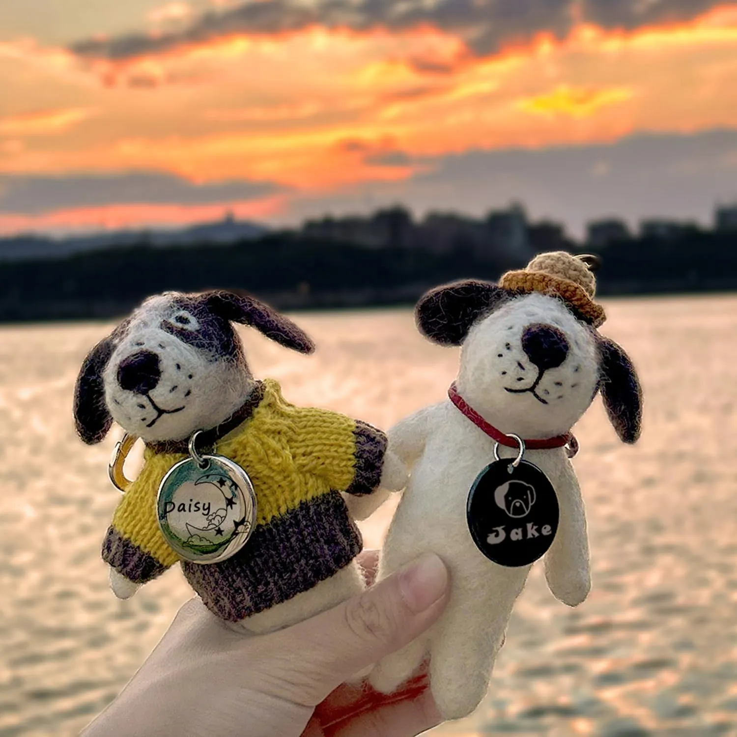 MEOW the WOOF Medagliette Identificative per Cani e Gatti Corona di Fiori in Acciaio Inossidabile Personalizzabile - immagine 5