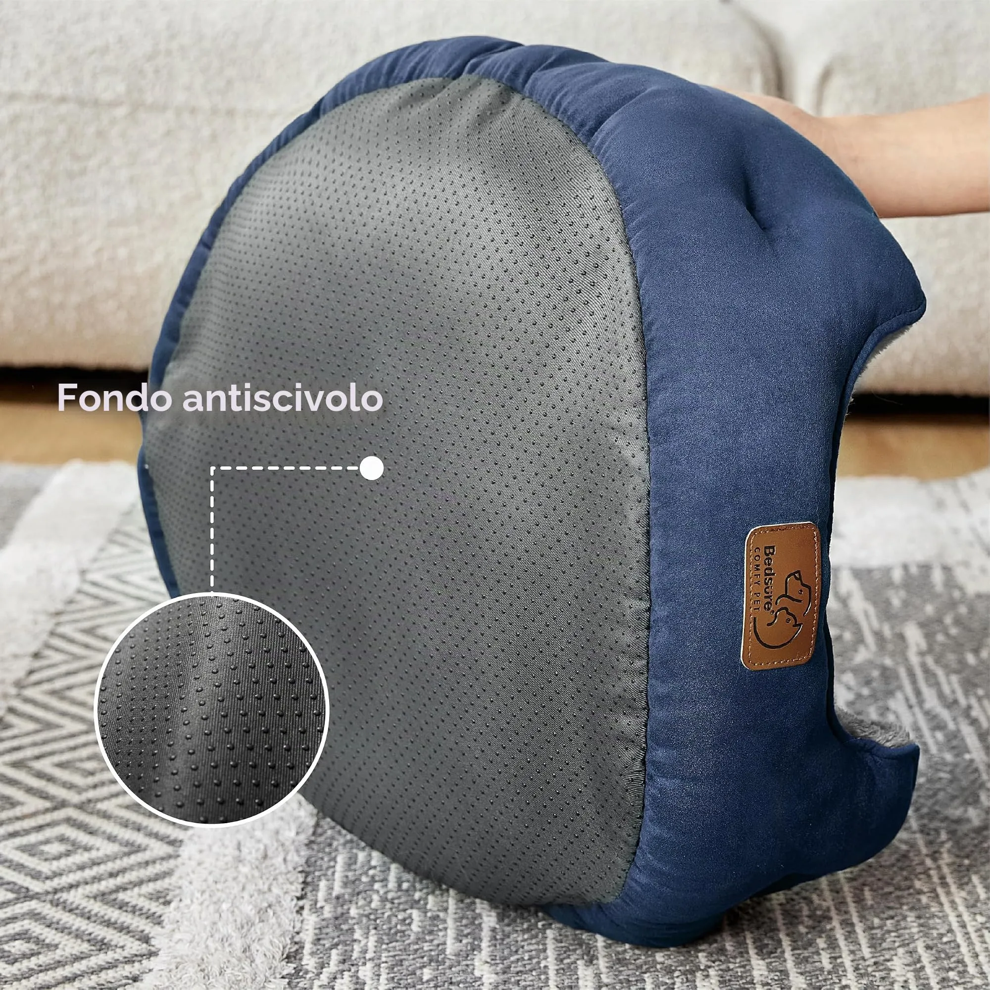 Bedsure Letto per Cani e Gatti, Rotondo, Lavabile, Blu scuro, 63 x 53 x 20 cm - immagine 4