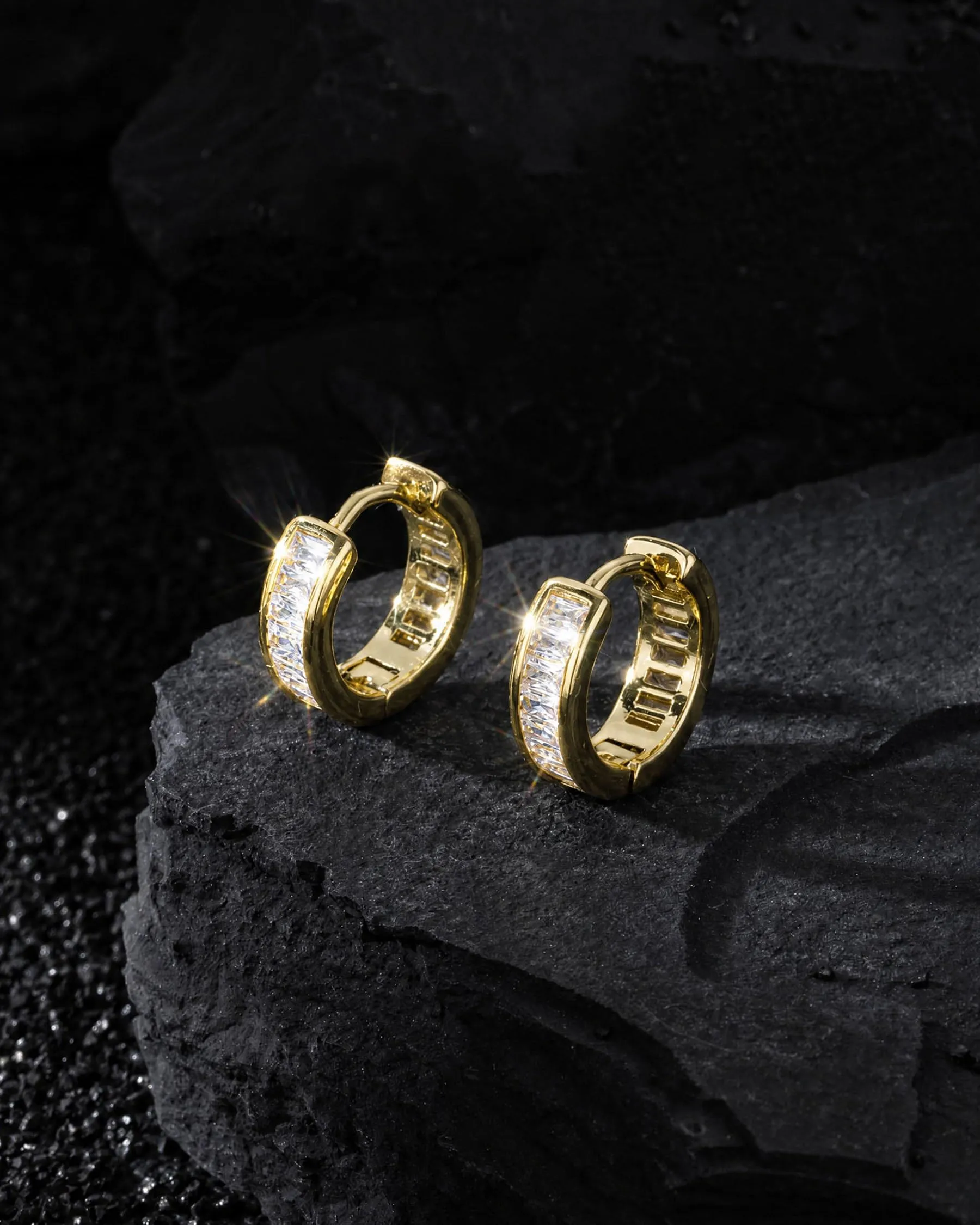 HANLI Orecchini a Cerchio Uomo Oro Placcato 14K con Zirconi Cubici - immagine 6