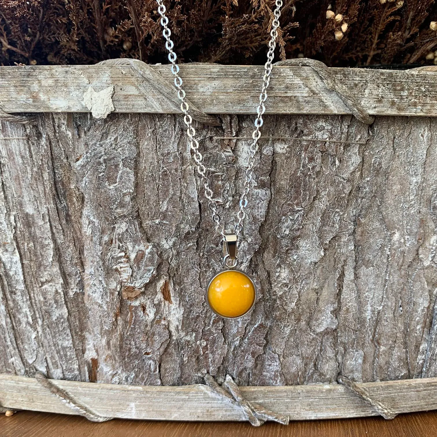 ASTER ALHELÍ Collana Donna in Acciaio Inox Argentato con Ciondolo in Giada Gialla, 45 cm - immagine 4