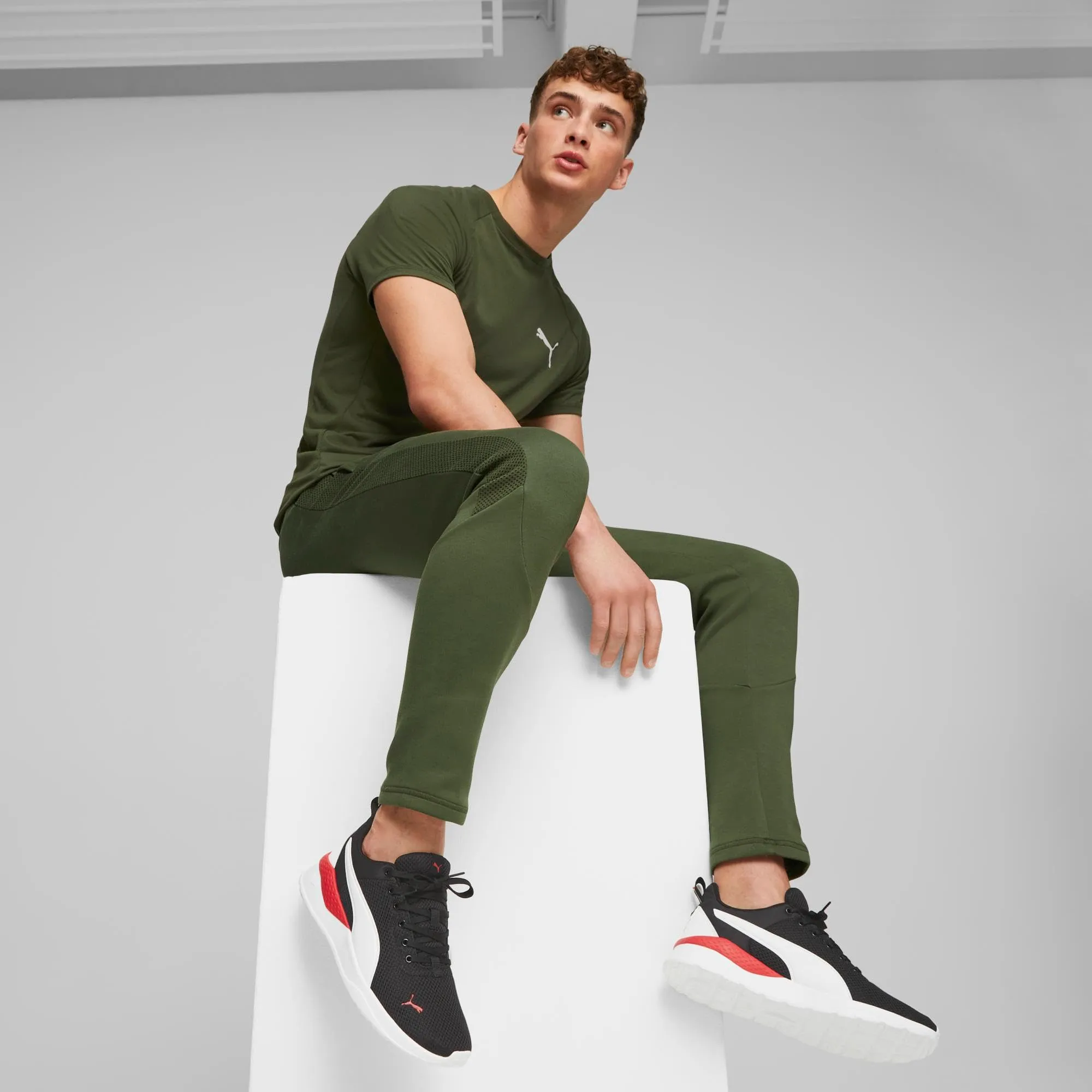 PUMA Anzarun Lite Sneakers, Puma Black Puma White For All Time Red, 44 EU - immagine 3