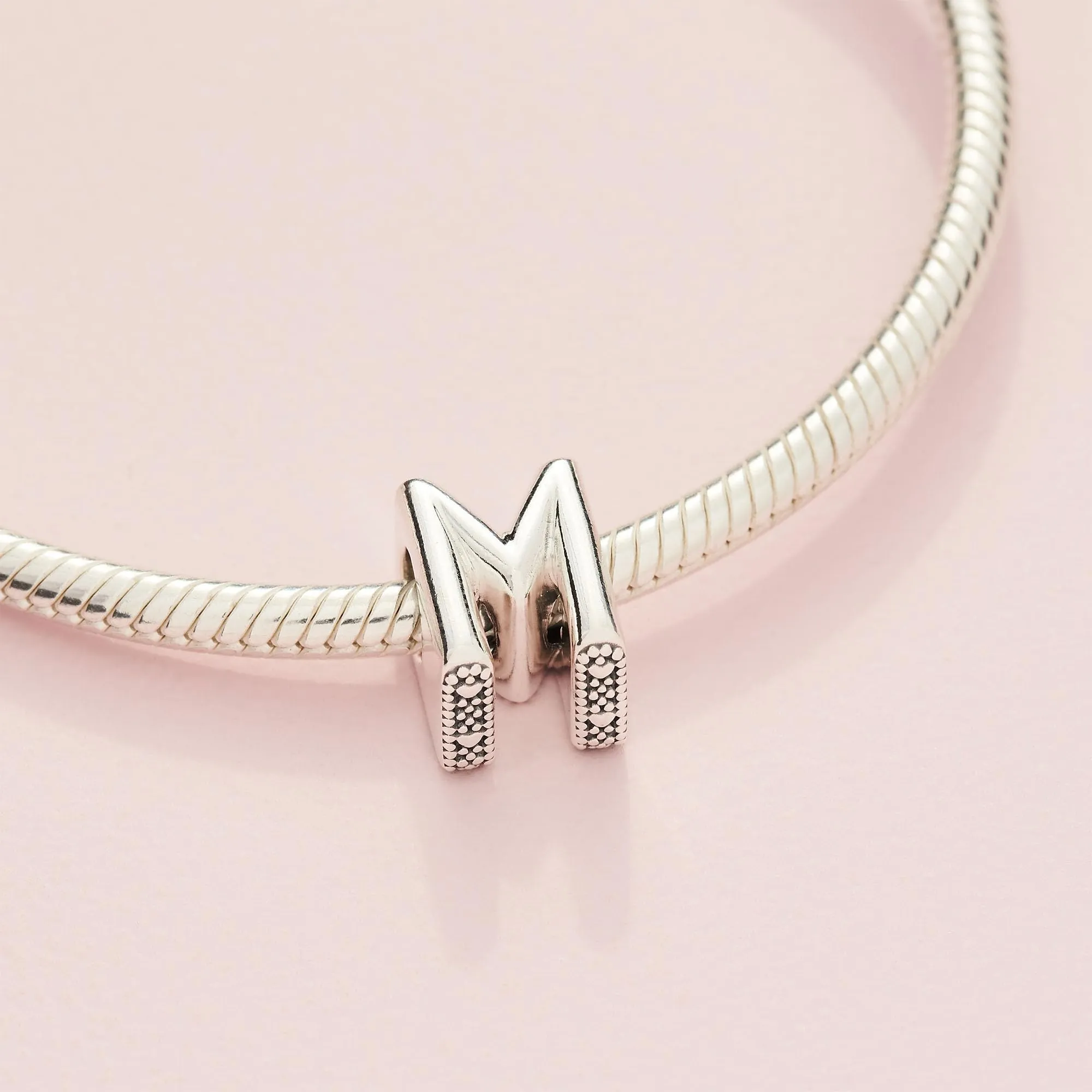 Pandora Ciondolo in Argento con Lettera M - immagine 6