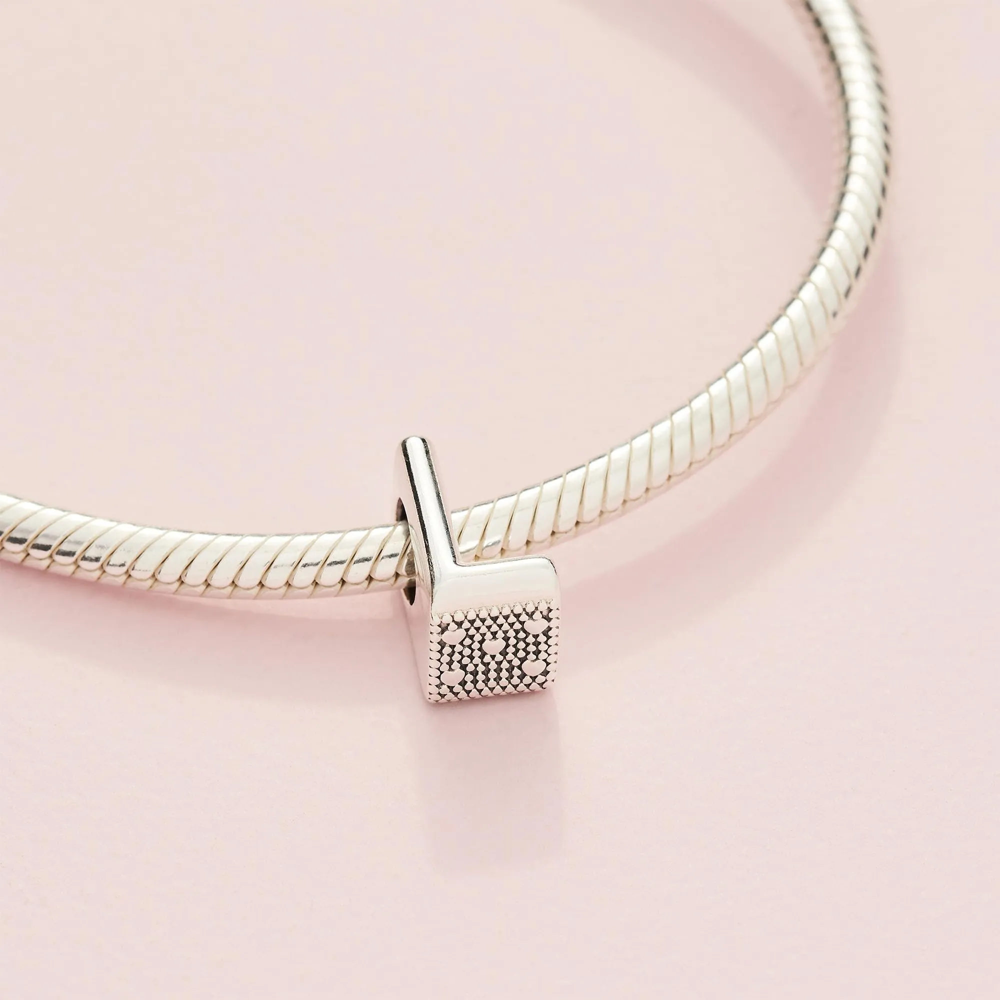 Pandora Ciondolo in argento con lettera L - immagine 5