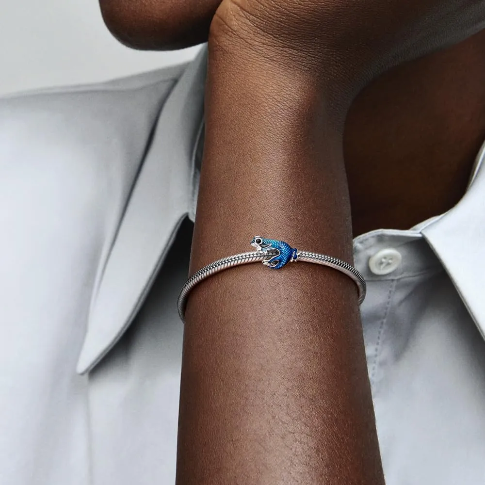 Pandora Moments Ciondolo in argento sterling a forma di gecko con cristallo nero e smalto blu sfumato - immagine 4