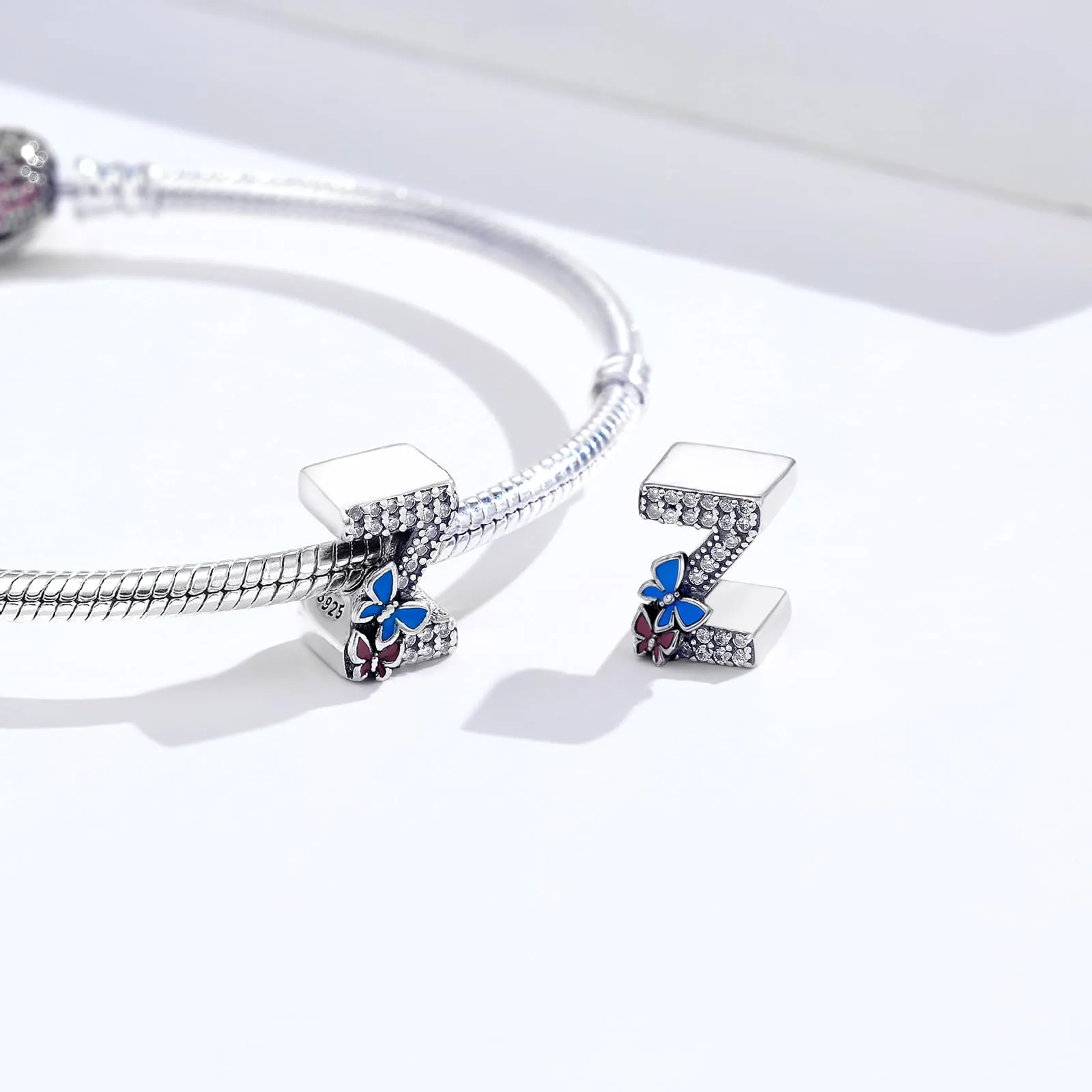 XWN Lettera Bead Charm Alfabeto Argento Sterling 925 con Cubic Zirconia per Braccialetti e Collane Europee - immagine 3