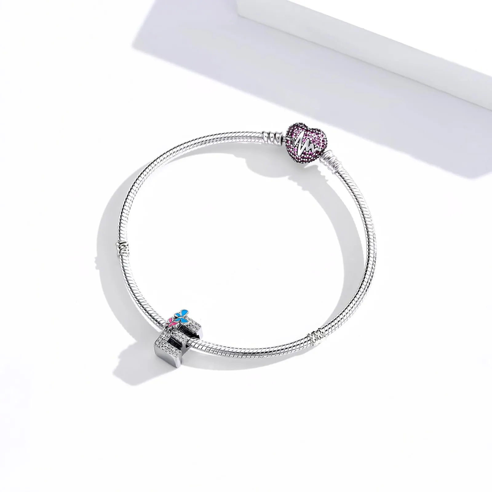 XWN Lettera Bead Charm Alfabeto in Argento Sterling 925 con Cubic Zirconia per Braccialetti e Collane Europei - immagine 3