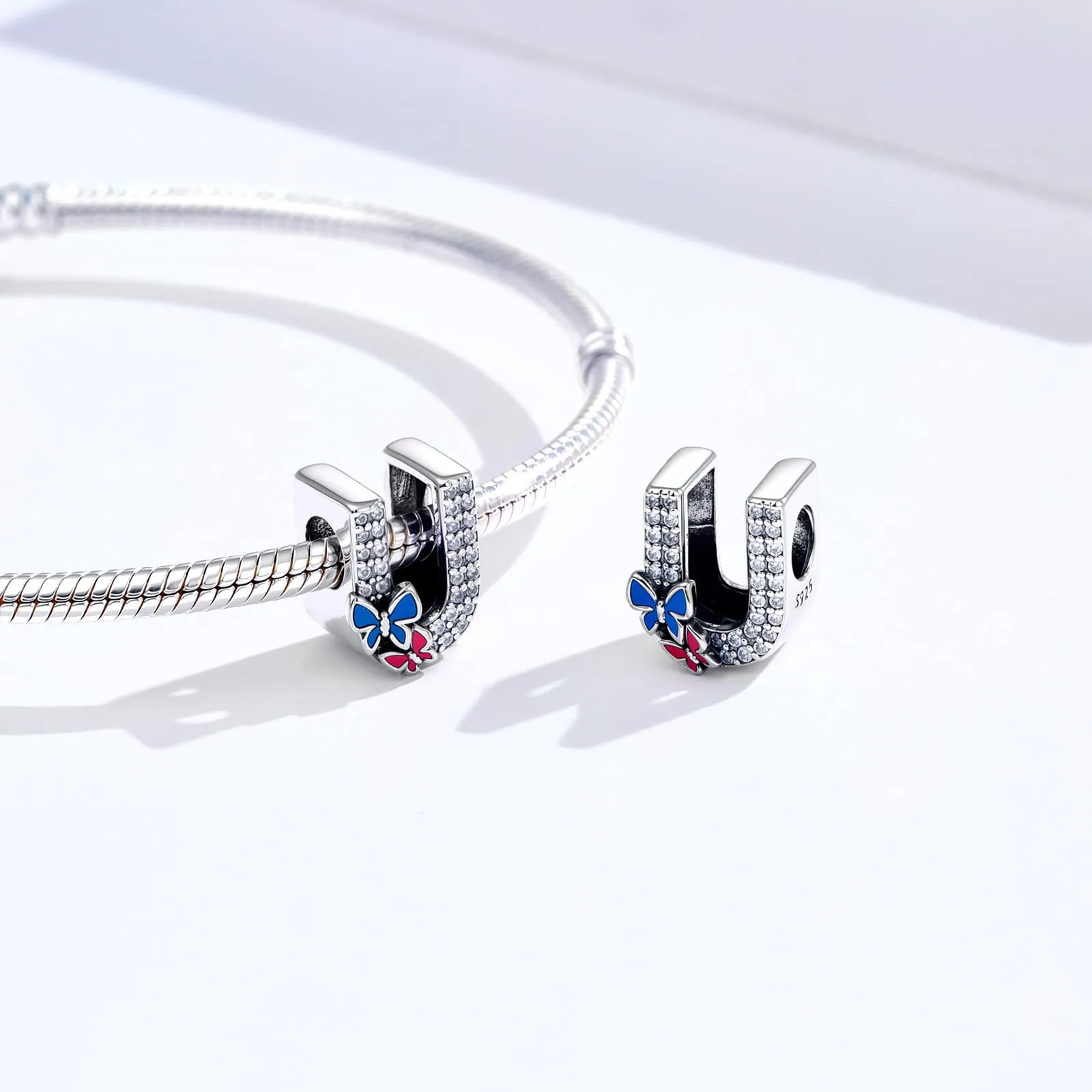 XWN Lettera Bead Charm Alfabeto in Argento Sterling 925 con Cubic Zirconia per Braccialetti e Collane Europei - immagine 2