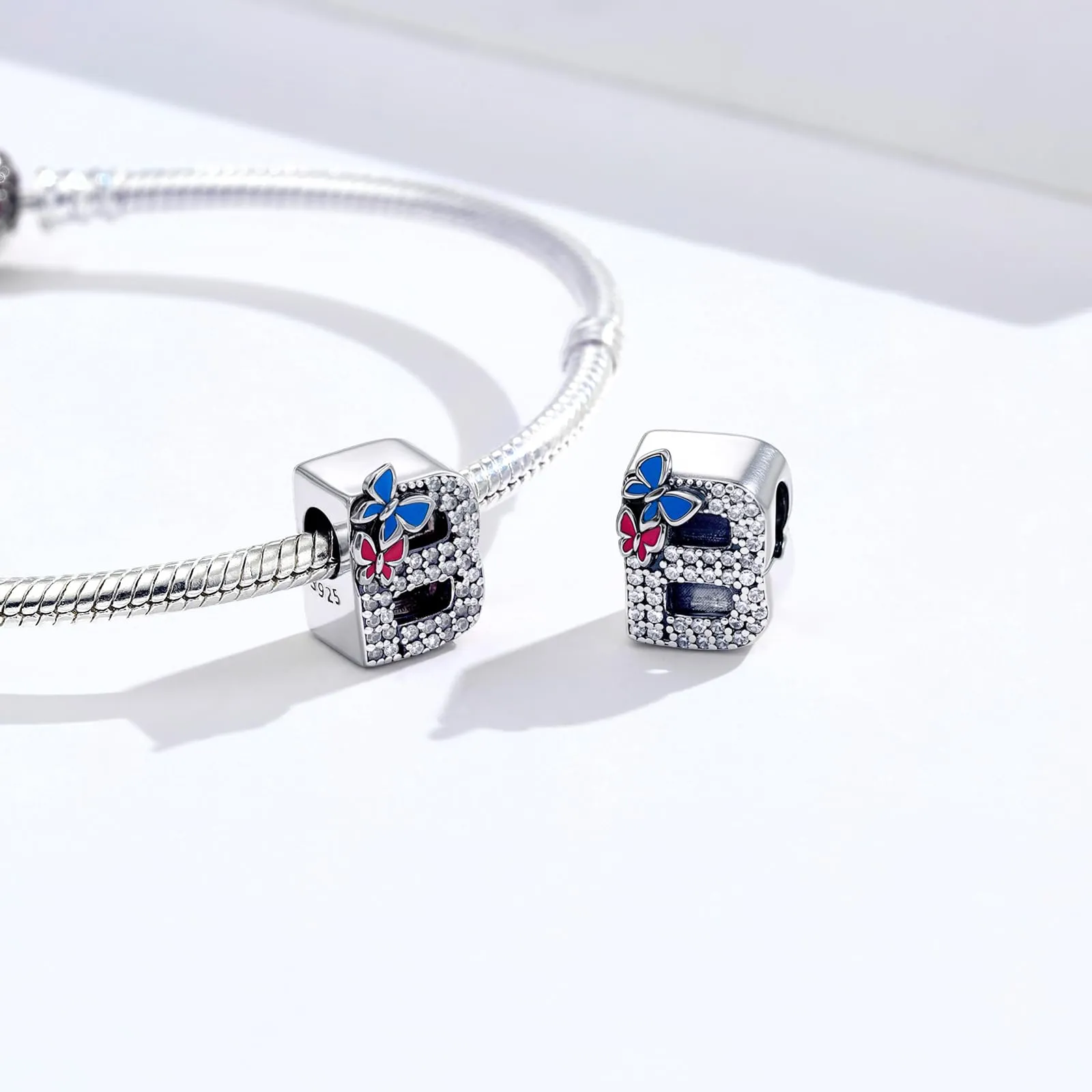 XWN Lettera Bead Charm Alfabeto in Argento Sterling 925 con Cubic Zirconia per Braccialetti e Collane Europee - immagine 2