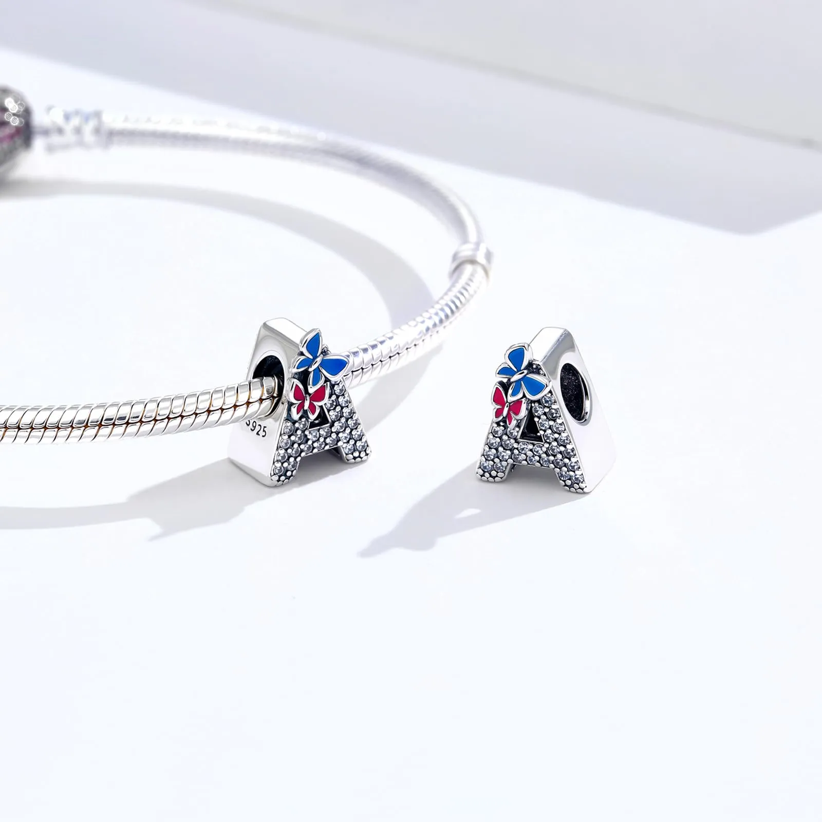 XWN Lettera Bead Charm Alfabeto in Argento Sterling 925 con Cubic Zirconia per Braccialetti e Collane Europee - immagine 2