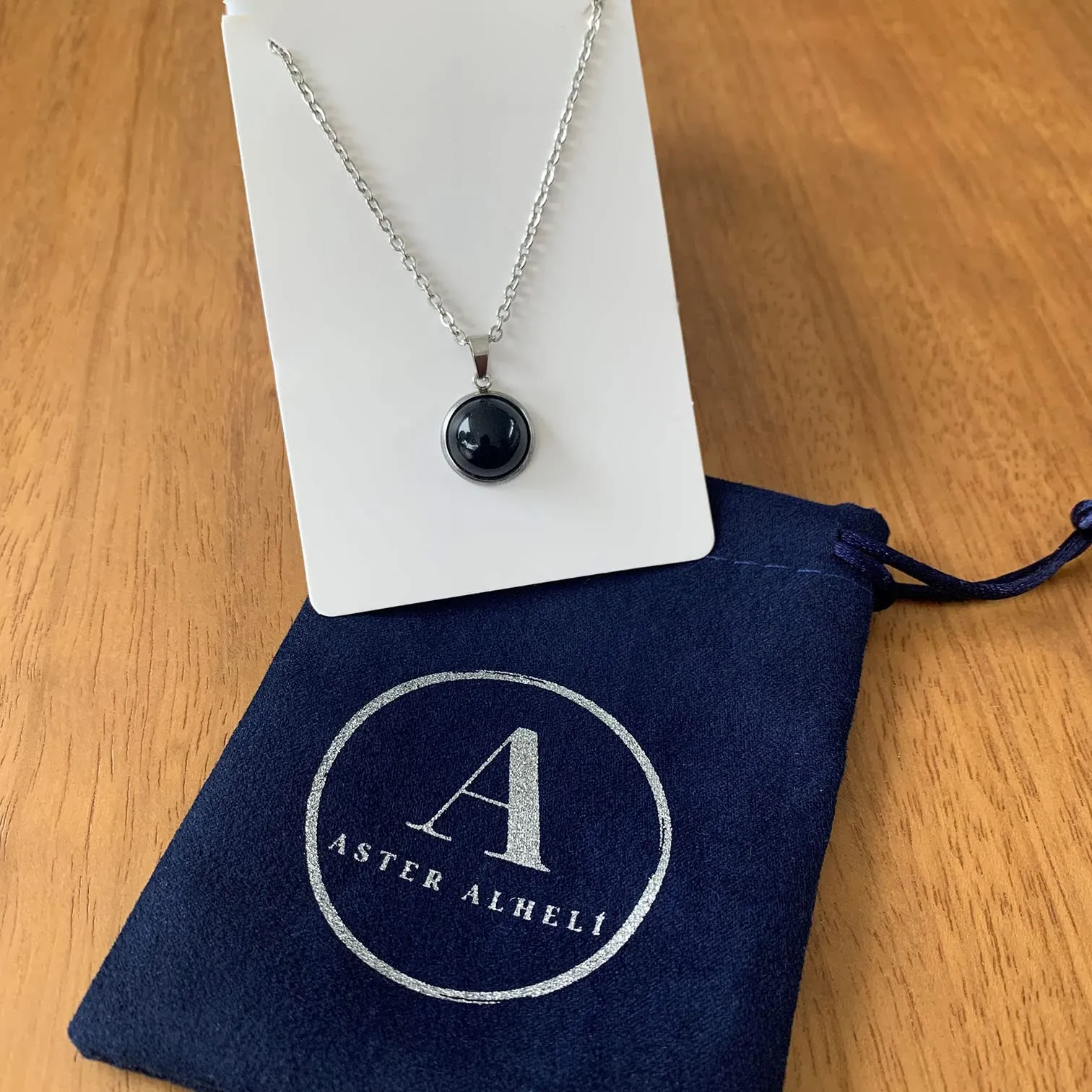 ASTER ALHELÍ Collana Donna in Acciaio Inox Argentato con Ciondolo in Agata Nera, 45 cm - immagine 6