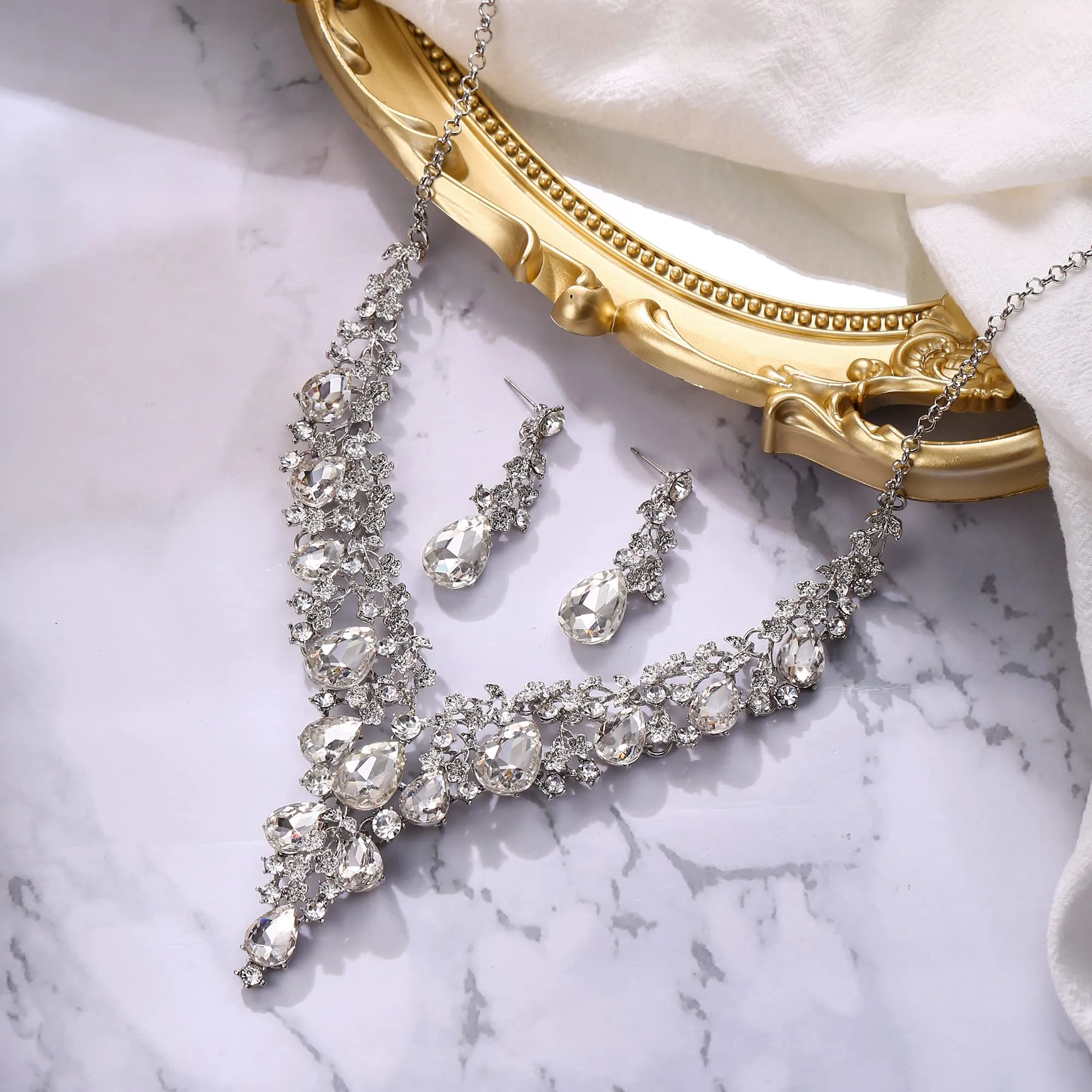 Clearine Wedding Jewelry Set Rhinestone Cluster Necklace and Drop Earrings, Transparent Silver-Tone - immagine 3