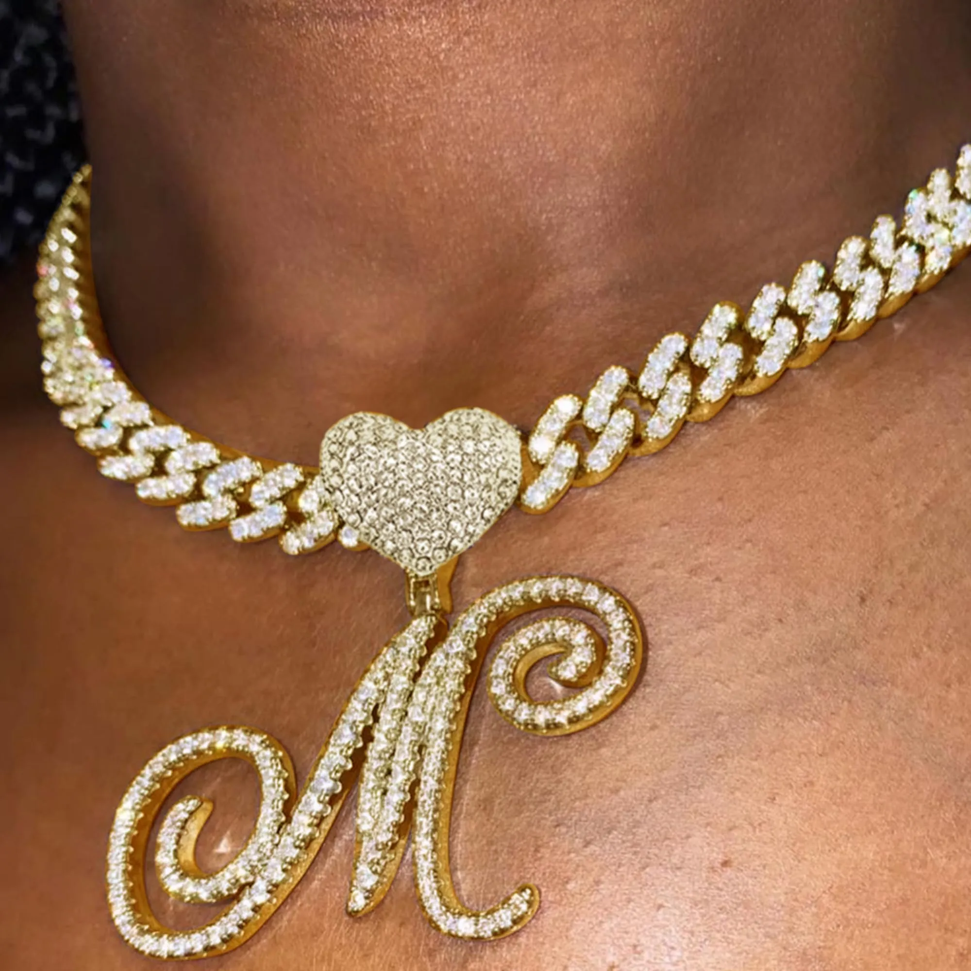 BodyBonita Collana Iniziale Placcata in Oro con Ciondolo Lettera A per Donna - immagine 6