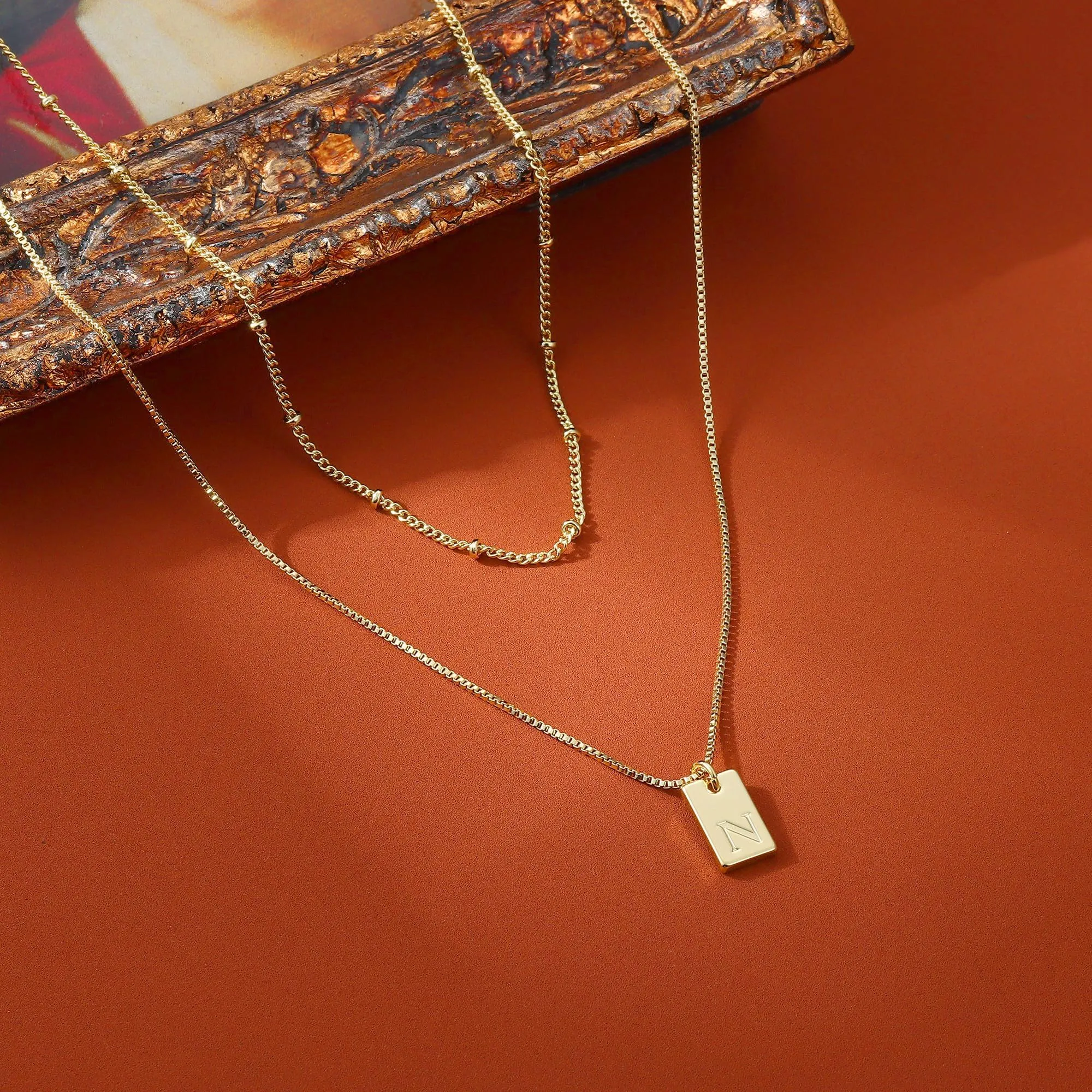 BodyBonita Collana a Strati Placcata in Oro 16K con Iniziale N per Donna - immagine 2