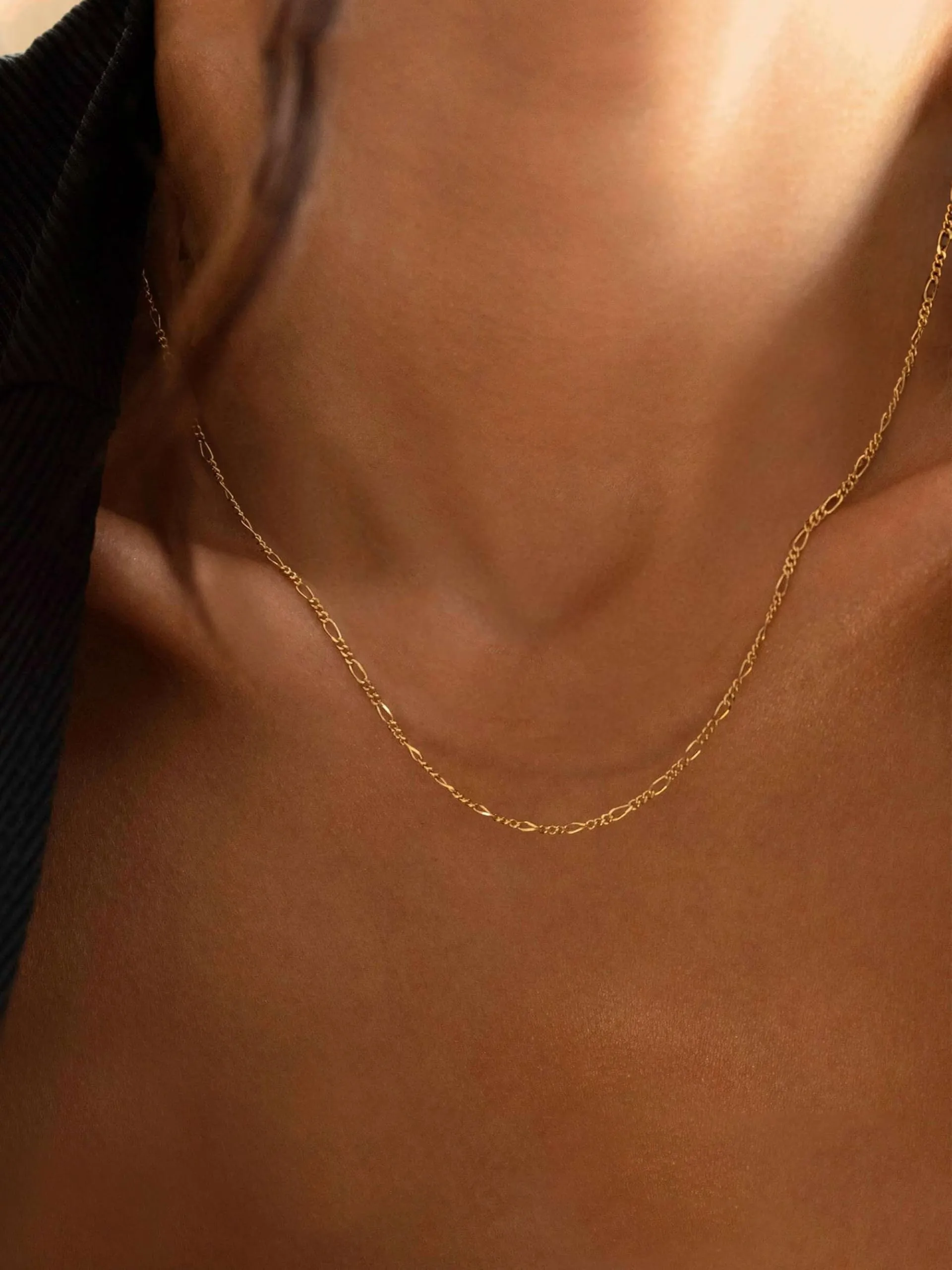 BodyBonita Collana Girocollo Catena Figaro in Argento Sterling 925 Placcata Oro 16K, 16 Pollici - immagine 4